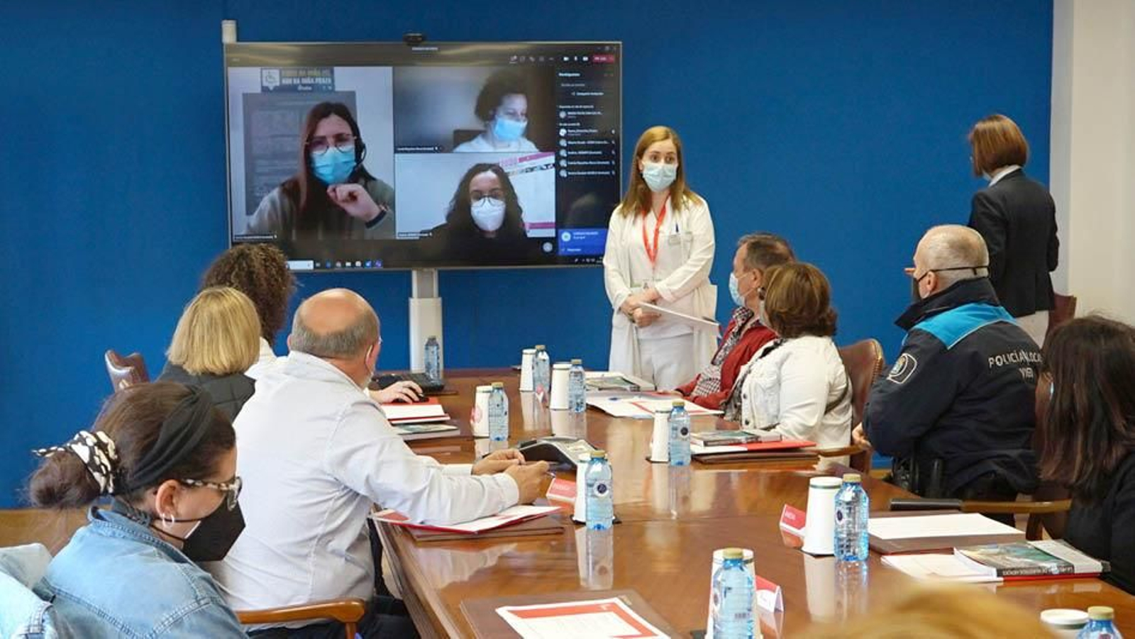 La reunión celebrada por el Consejo Asesor de Povisa.