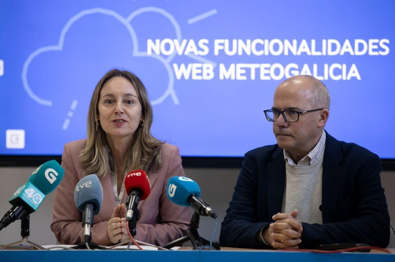 Paula Uría, directora xeral de Enerxías Renovables e Cambio Climático, e Juan Taboada, coordinador de MeteoGalicia.
