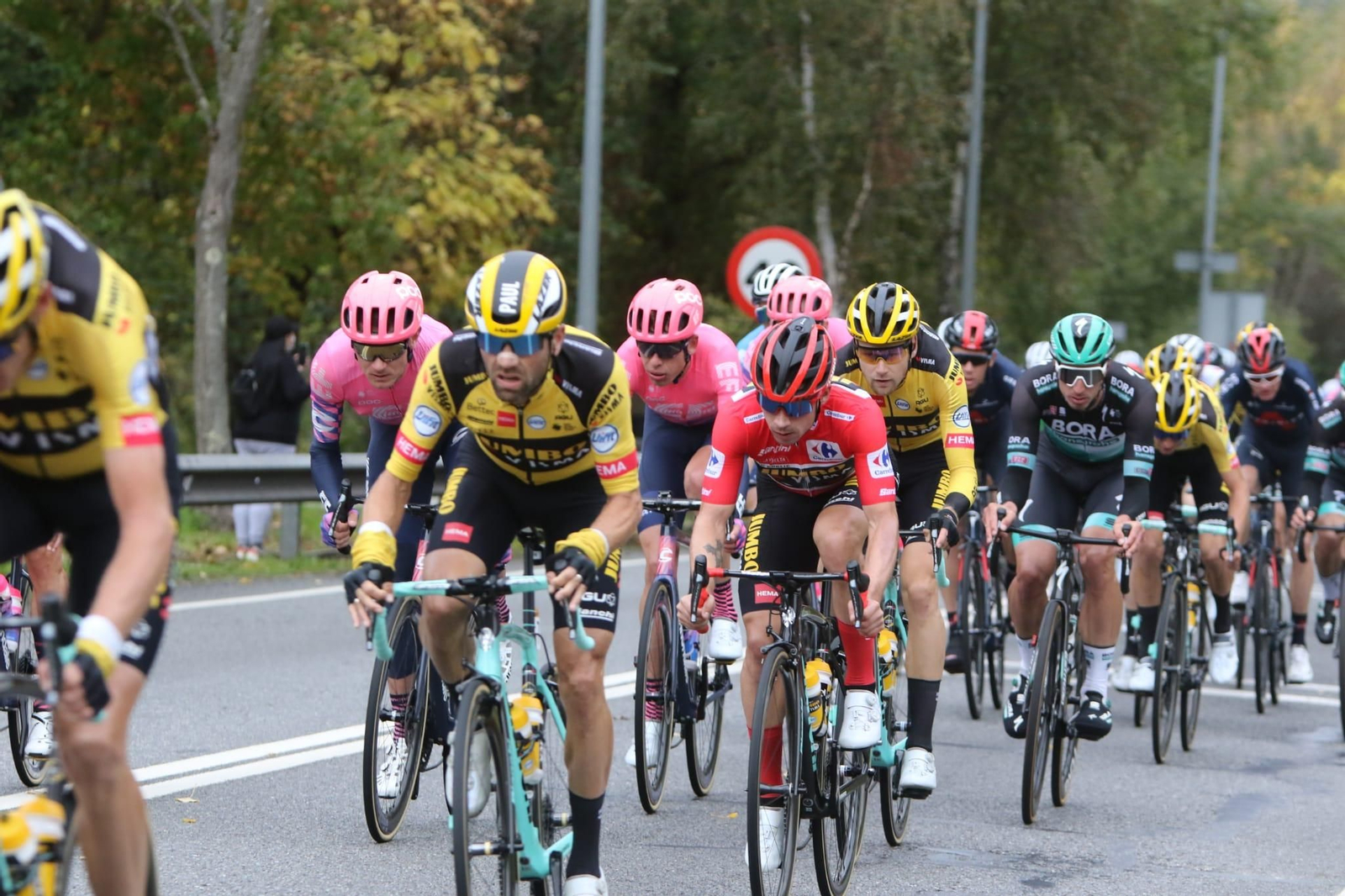 La Vuelta a España, por Ourense (IVÁN DACAL)