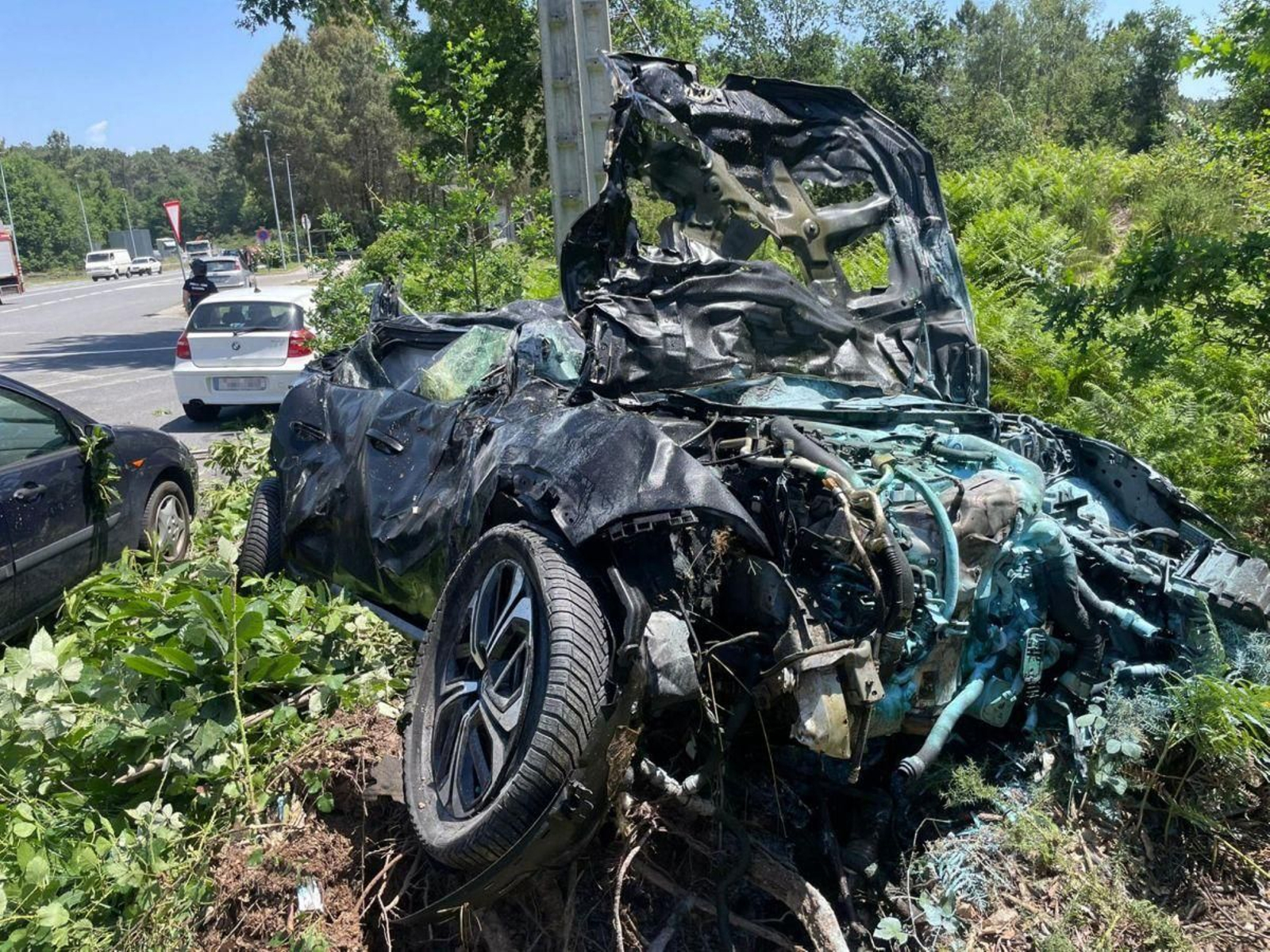 Estado en el que quedó el Citroën, cuyo conductor resultó herido muy grave.