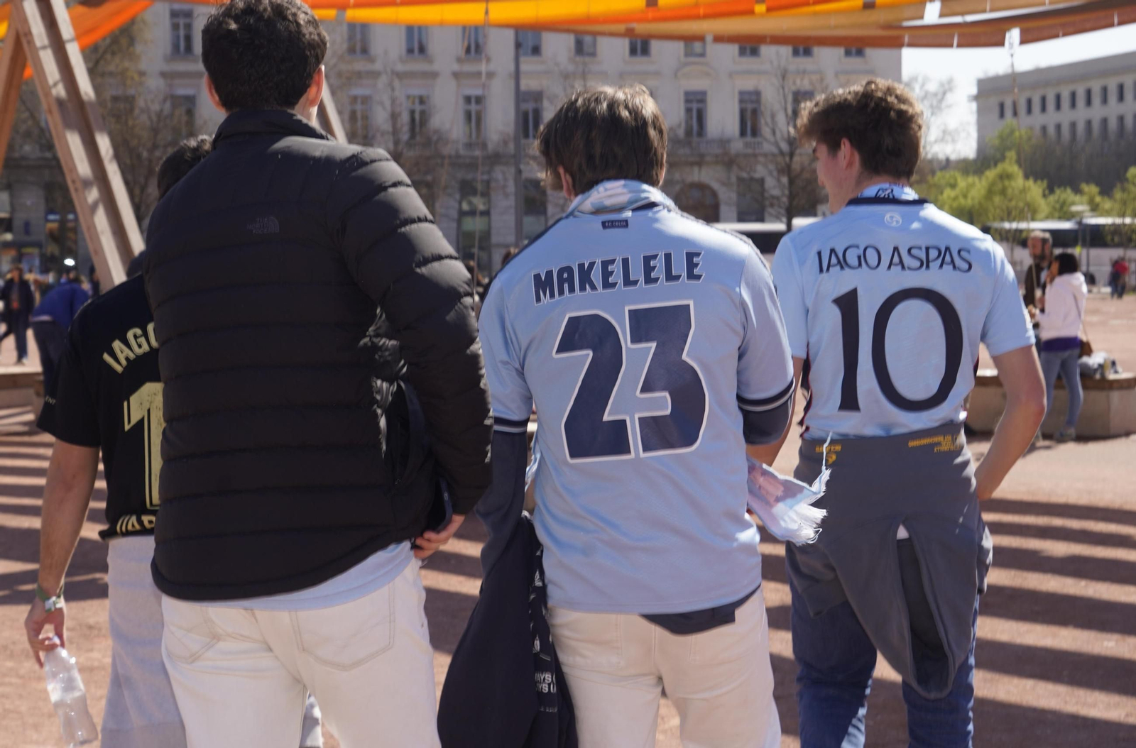 Galería | El mayor desplazamiento de aficionados con 3.000 celtistas en Lyon