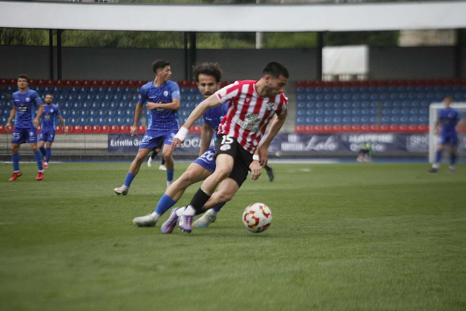 Galería | O Couto rugió ante un victorioso Ourense CF