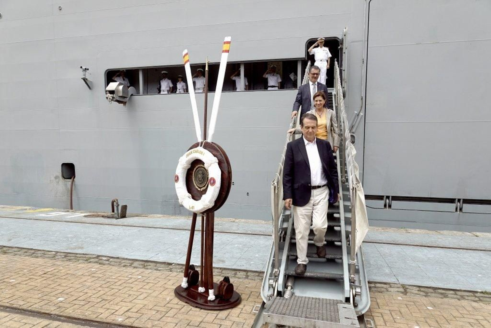 El portaviones Juan Carlos I en Vigo  (19) (1024x684)