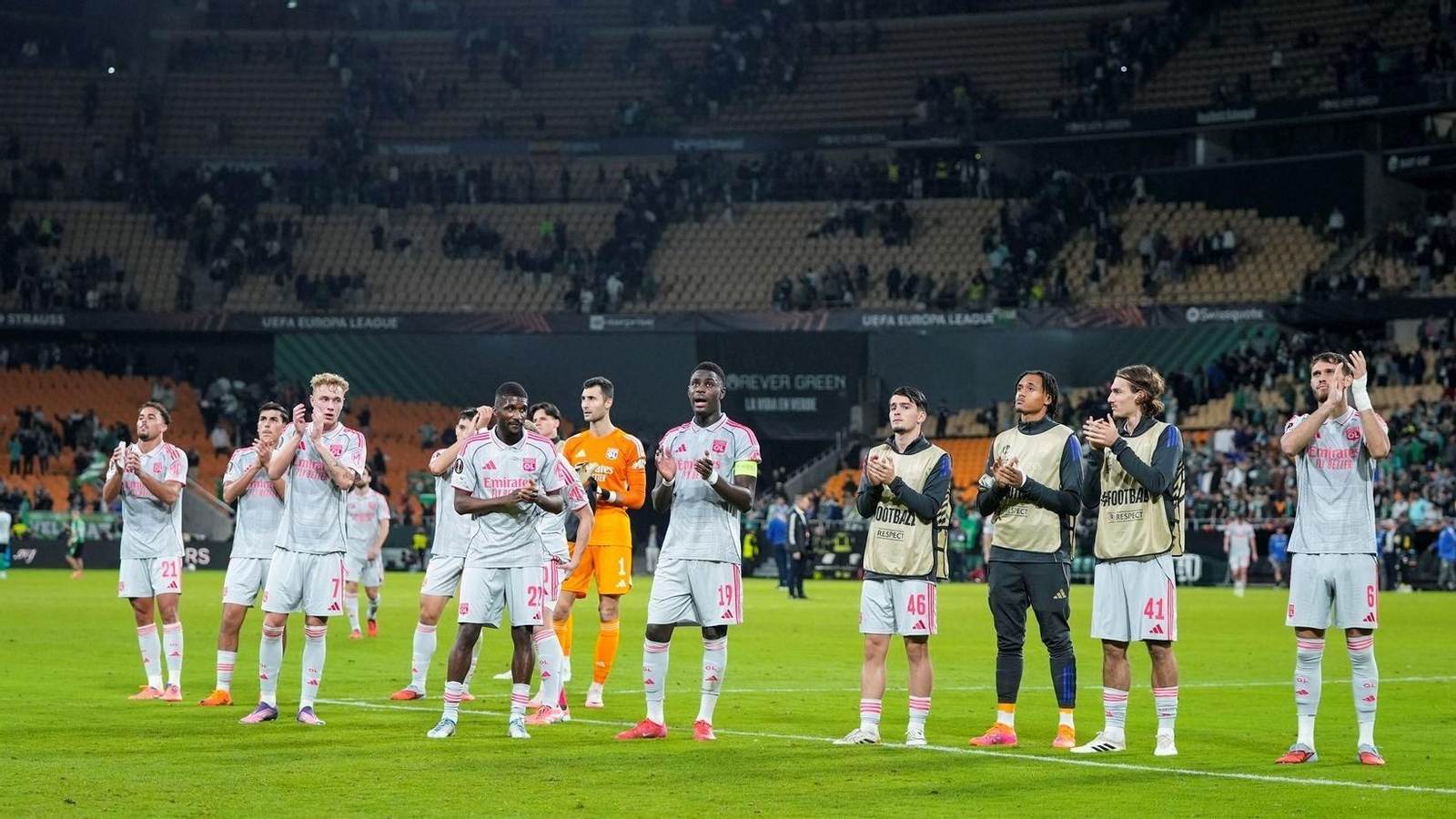 El Olympique de Lyon se enfrentó al Betis en Europa League.