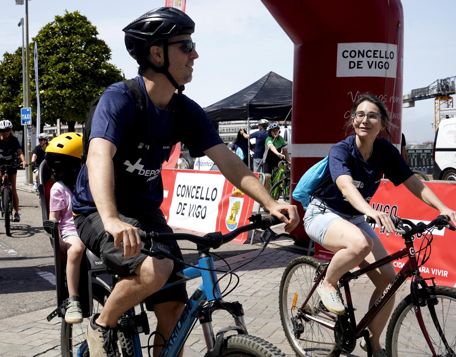 Galería | El ciclismo toma Vigo con la primera edición del Día de la Bici de Atlántico