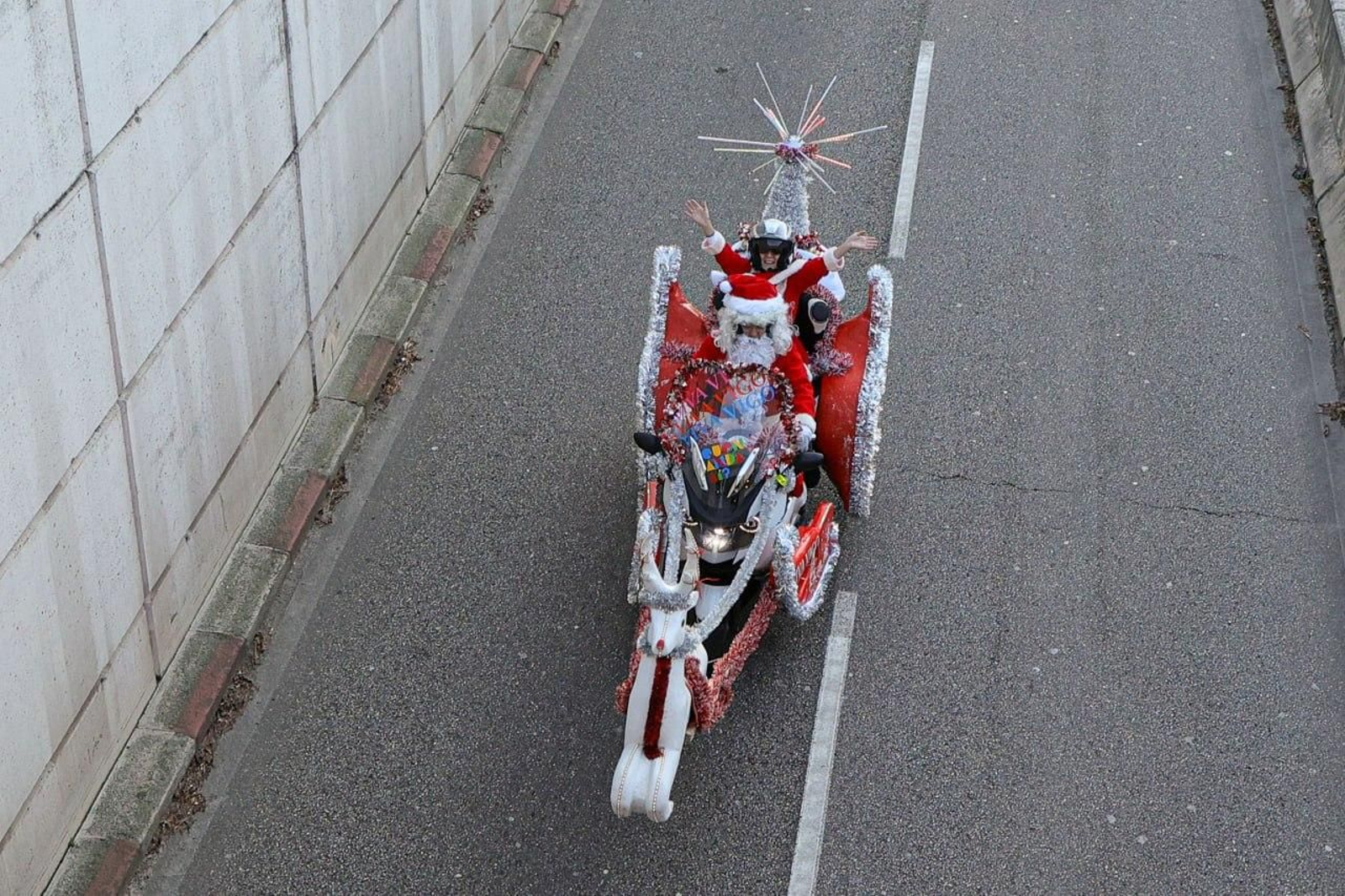 Galería | Los papanoeles moteros toman Vigo
