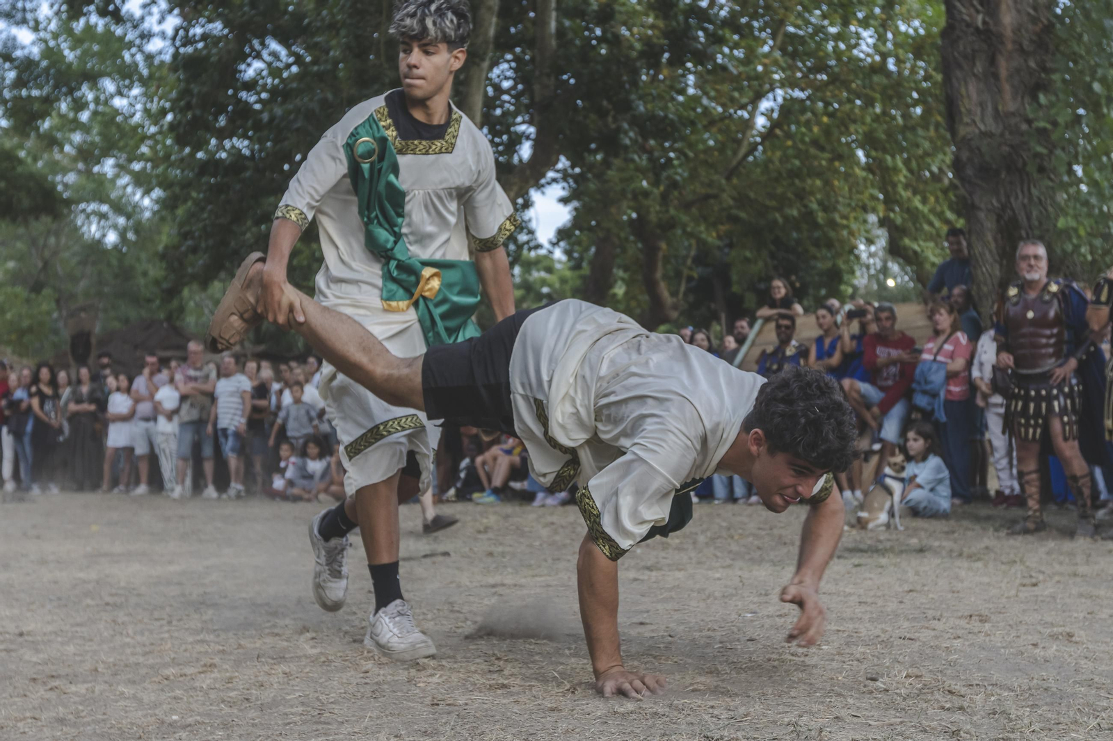 Galería | La Festa do Esquecemento rinde homenaje a sus grupos pioneros