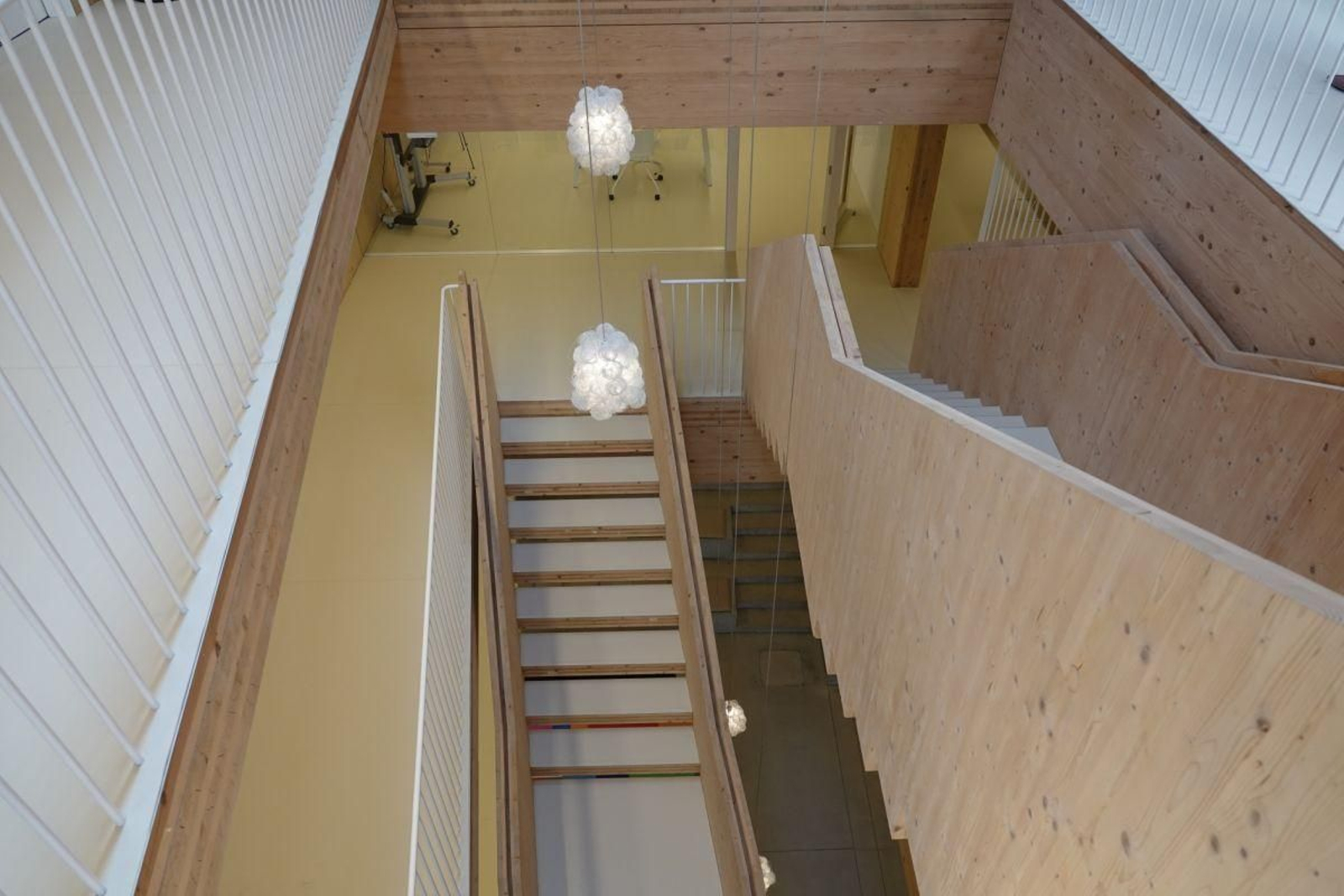 El inmueble está compuesto de tres antiguas casas de pescadores unidas.