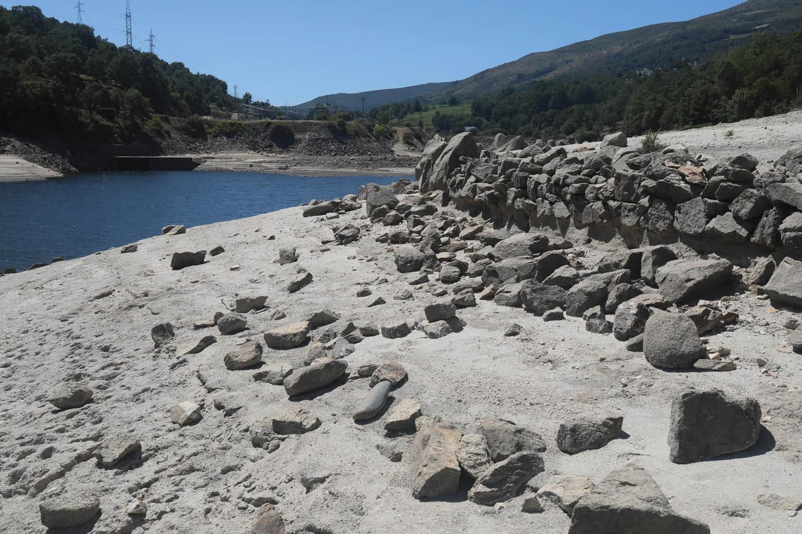Embalse de As Portas, Vilariño de Conso, el más grande y el más vacío de la provincia (JOSÉ PAZ).