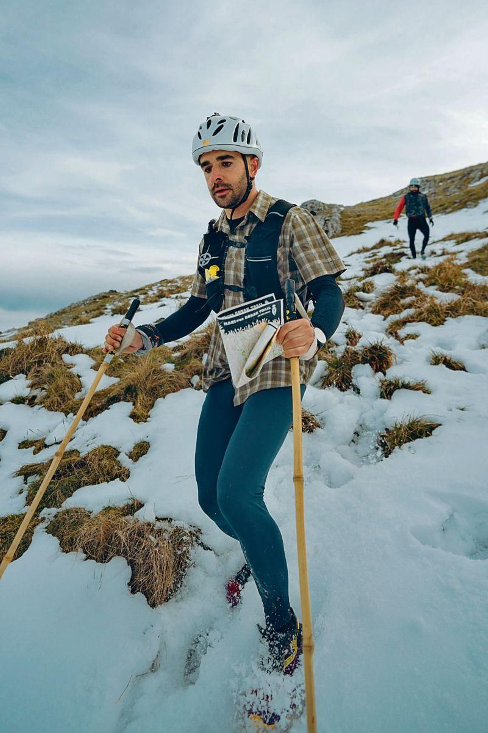 El deportista vigués Adrián Moreira durante el Marien Kobak Trail en el País Vasco.