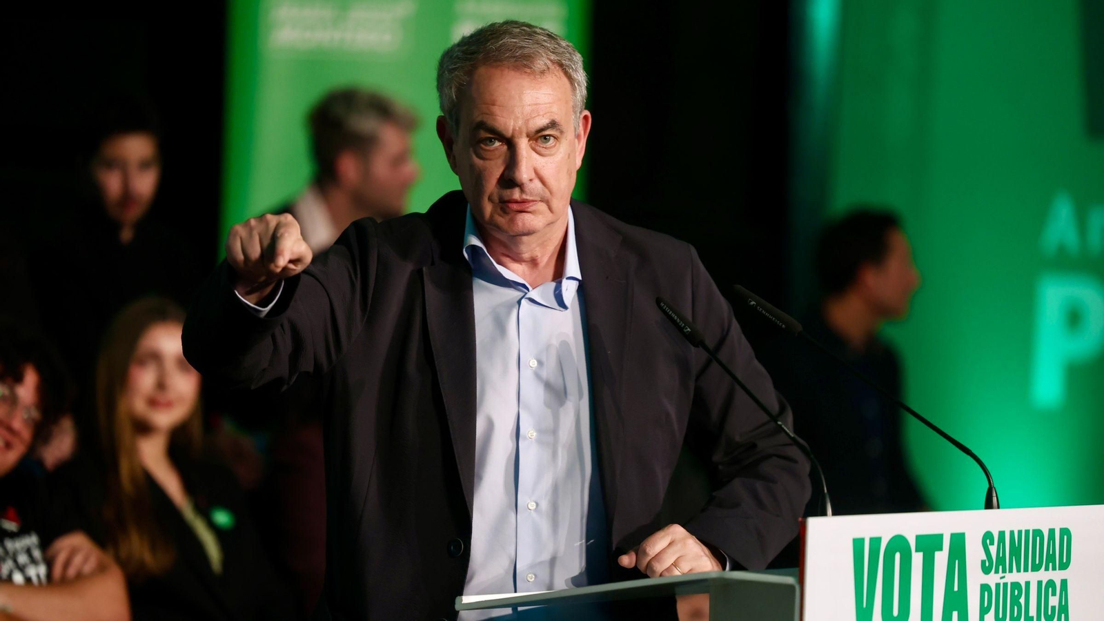 El expresidente del Gobierno José Luis Rodríguez Zapatero, durante su intervención en el mitin.