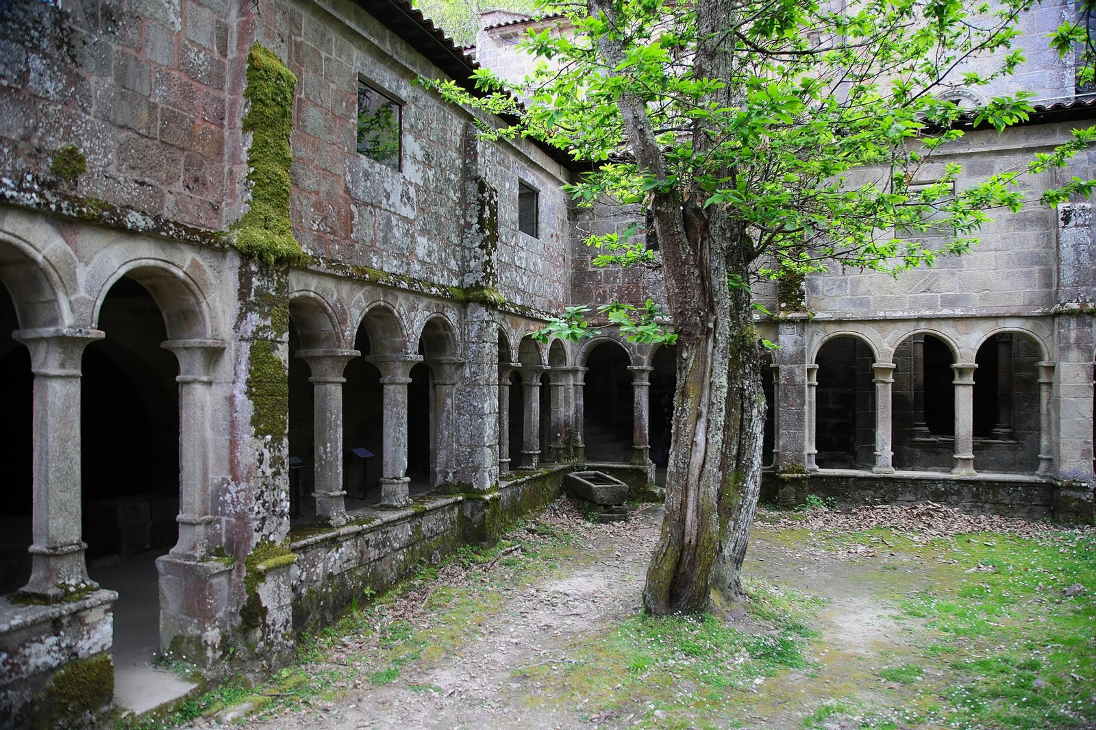 Galería | Ribeira Sacra gana músculo turístico en Santa Cristina