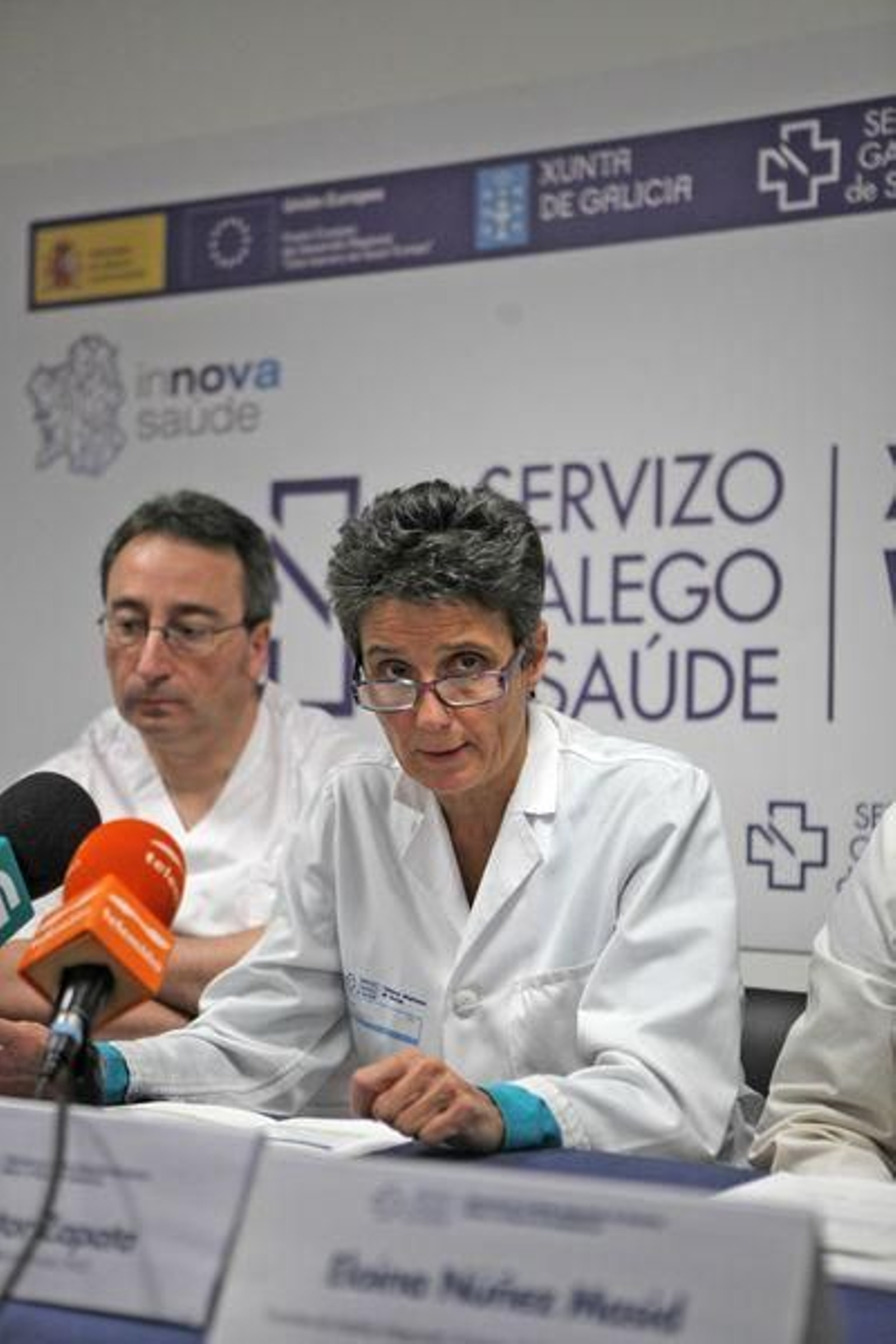 26.10.15.OURENSE.CHUO.SALON DOCENCIA.PRESENTACION AREA NEUROLOGIA.BELEN PIÑEIRO,DANIEL GARCIA,ANA PASTOR,ELOINA NUÑEZ,XOAN MIGUENS,LUIS DOCASAR,CIRO CABEZAS.