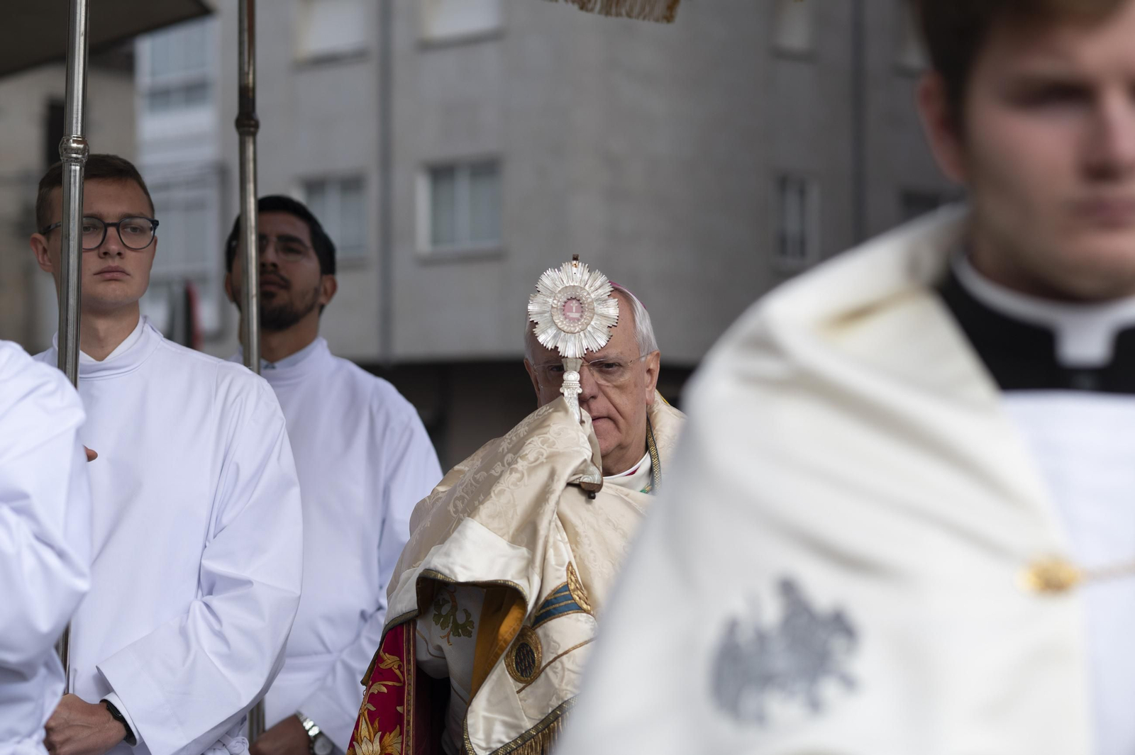 Galería | O Carballiño inicia su año jubilar tras la procesión de la Veracruz