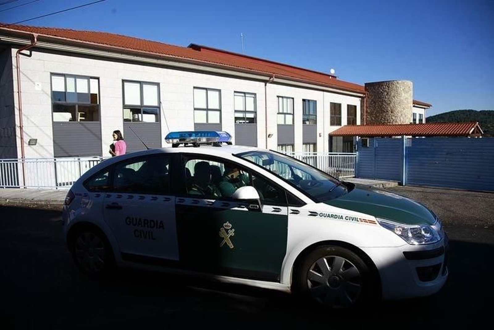 La Guardia Civil volvió a personarse ayer en las instalaciones, ante la previsión de algún incidente.
