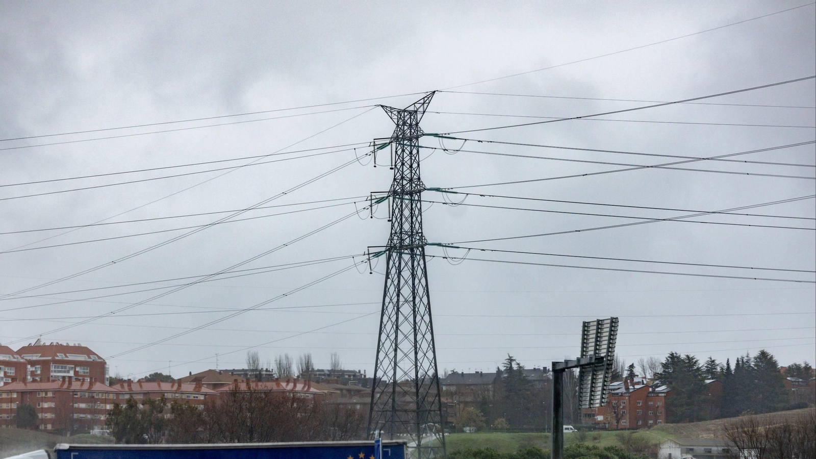 Una torre eléctrica.