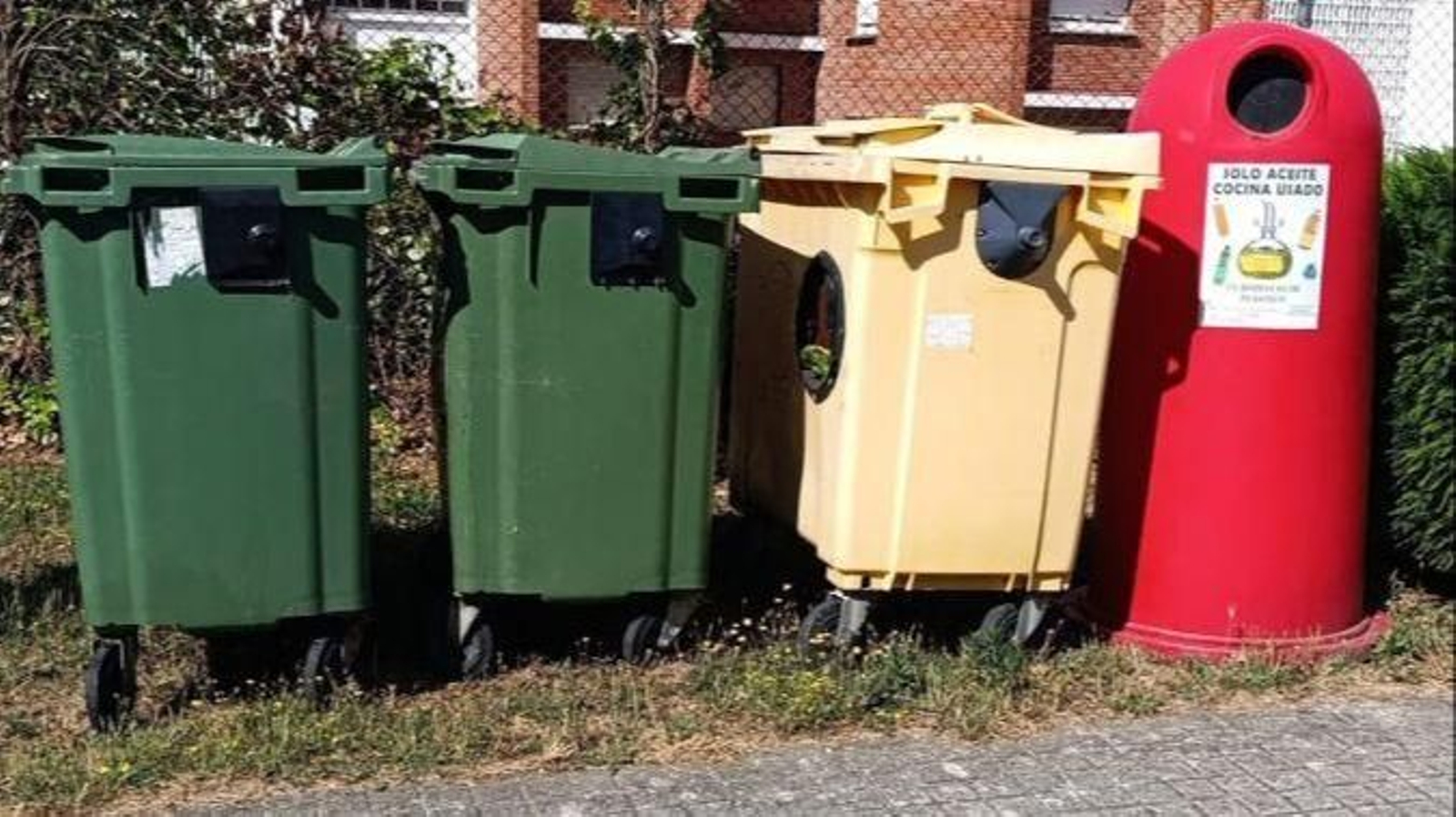 Contenedores en Viana