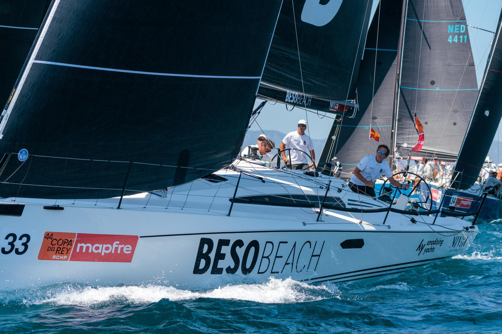 El "Beso Beach", cuya patrona es Echegoyen, durante la Copa del Rey.