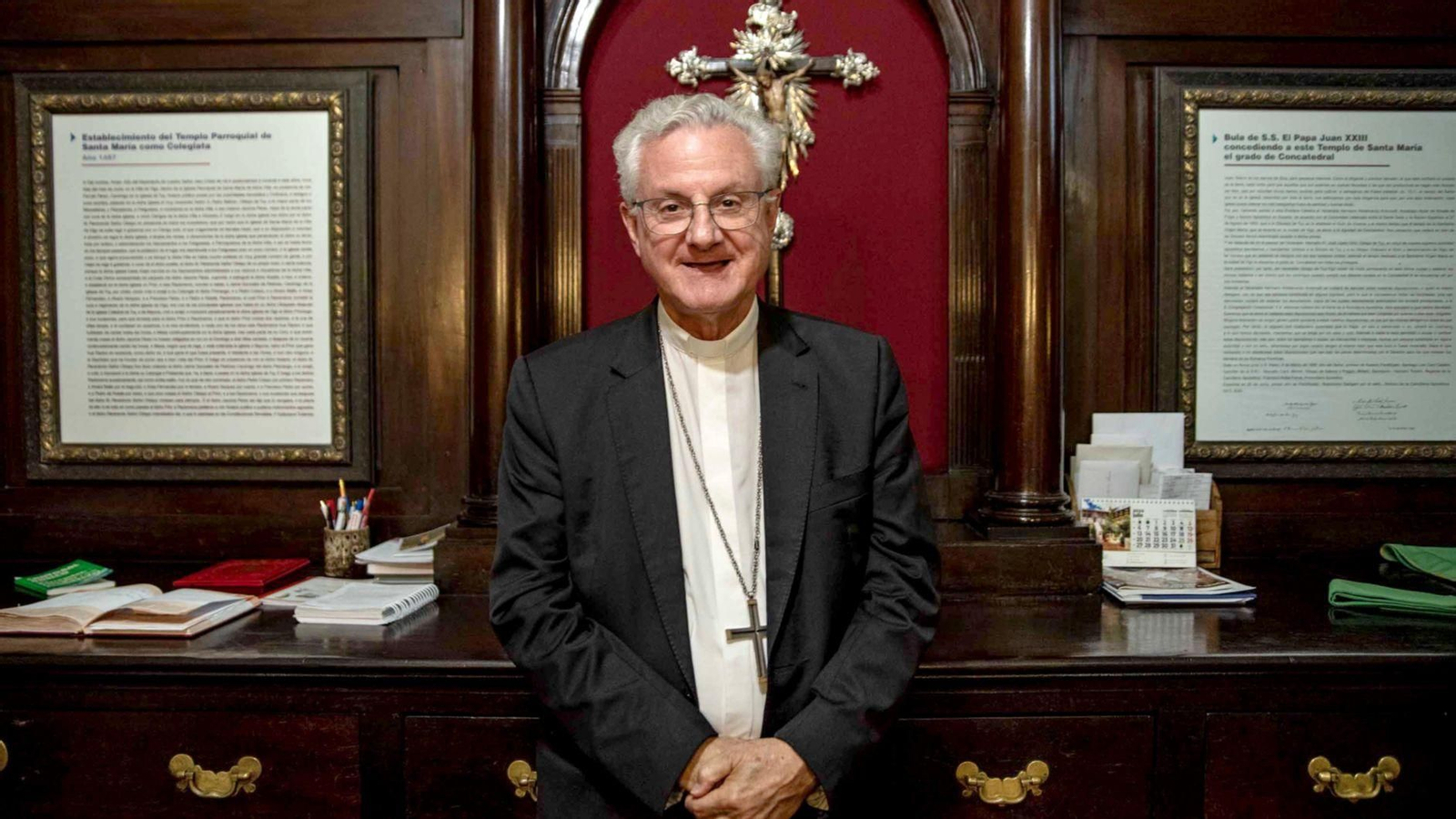 Monseñor Joan Enric Vives, ayer, en la Colegiata de Vigo.