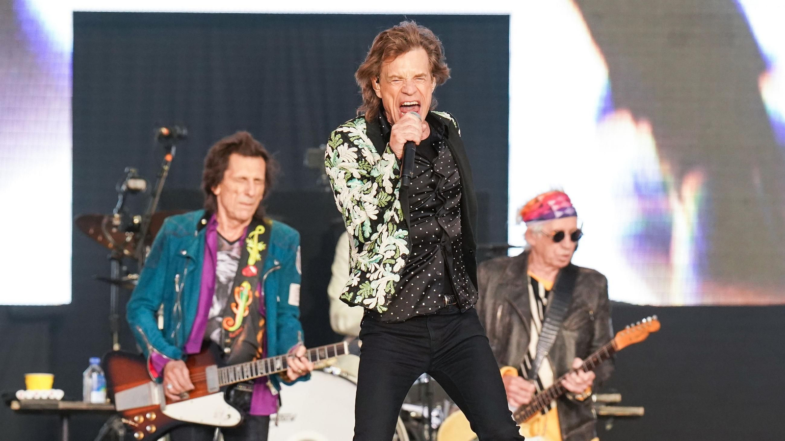Ronnie Woods, Mick Jagger y Keith Richards, de la banda de rock inglesa "The Rolling Stones", actúan durante el festival British Summer Time en Hyde Park, Londres.