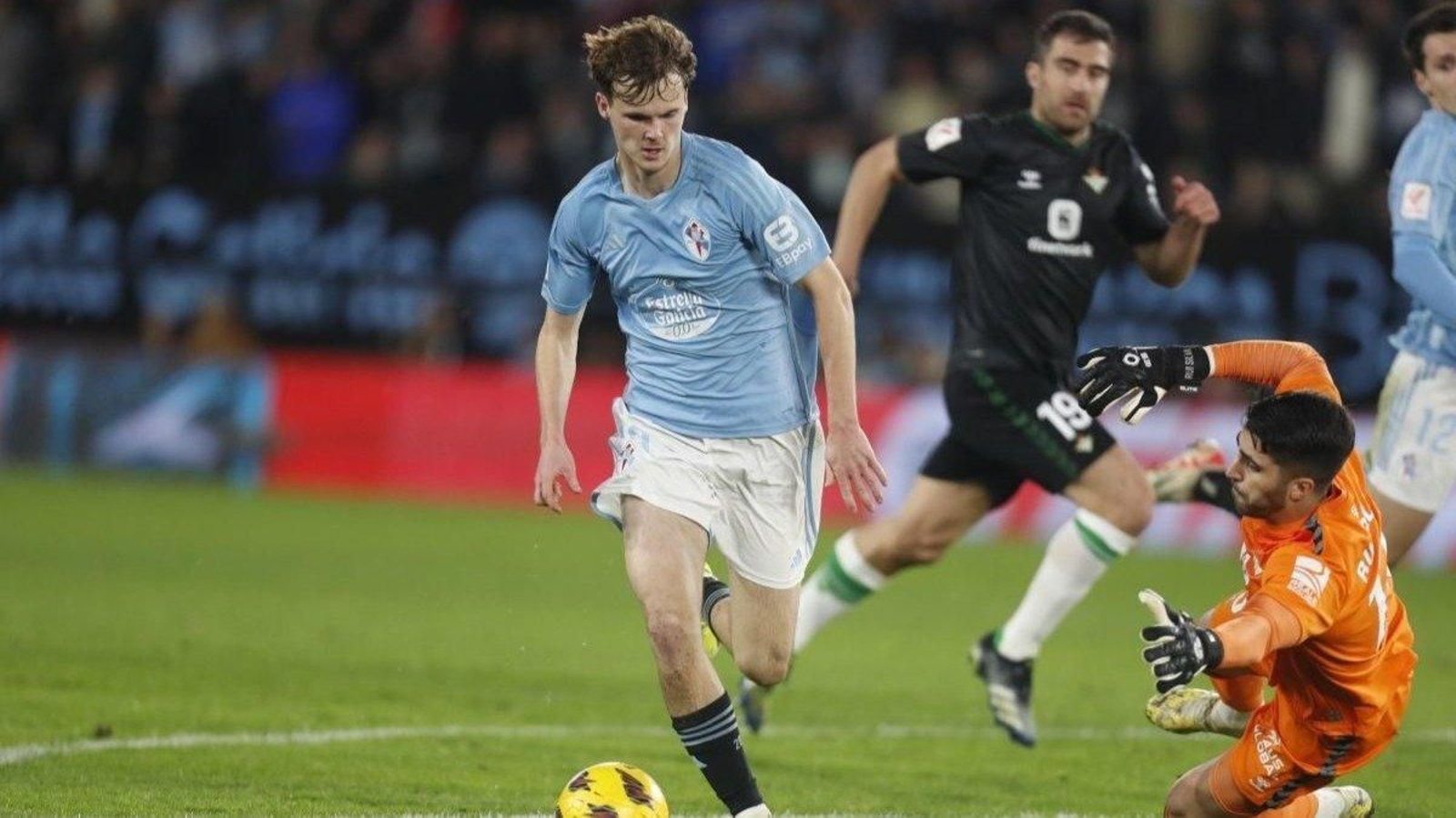 Williot Swedberg, en el último partido entre Celta y Betis, en el que marcó el gol de la victoria.