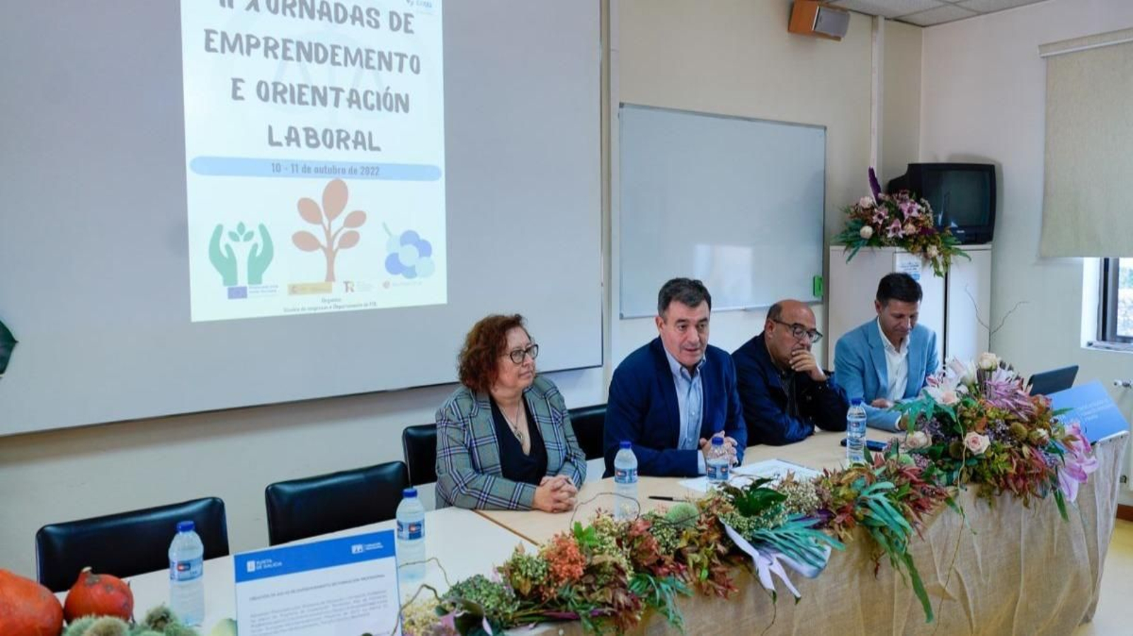 Román Rodríguez participó ayer en la clausura de las Jornadas de Emprendimiento, en el CIFP A Granxa.