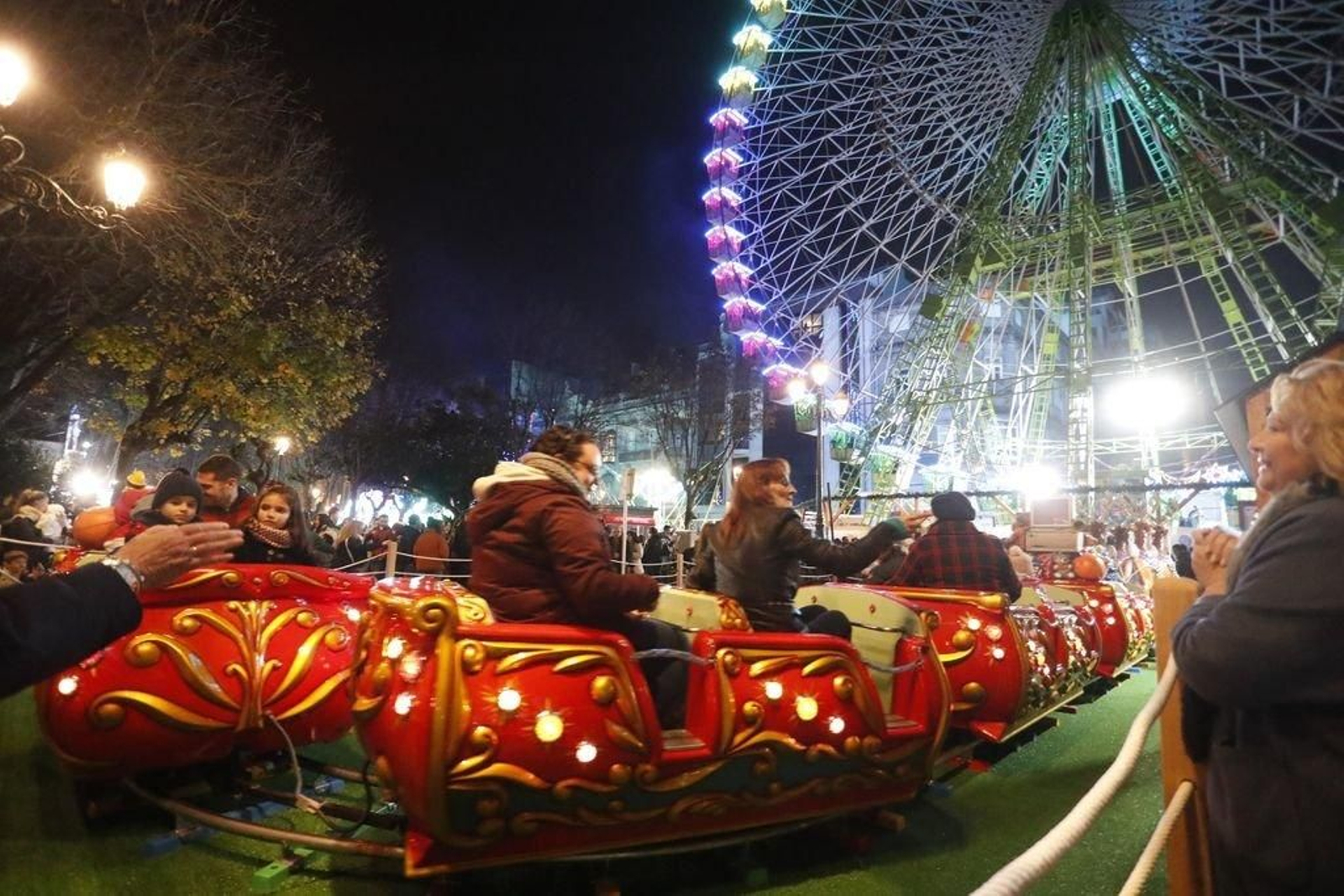 Los turistas invaden Vigo en el Puente68