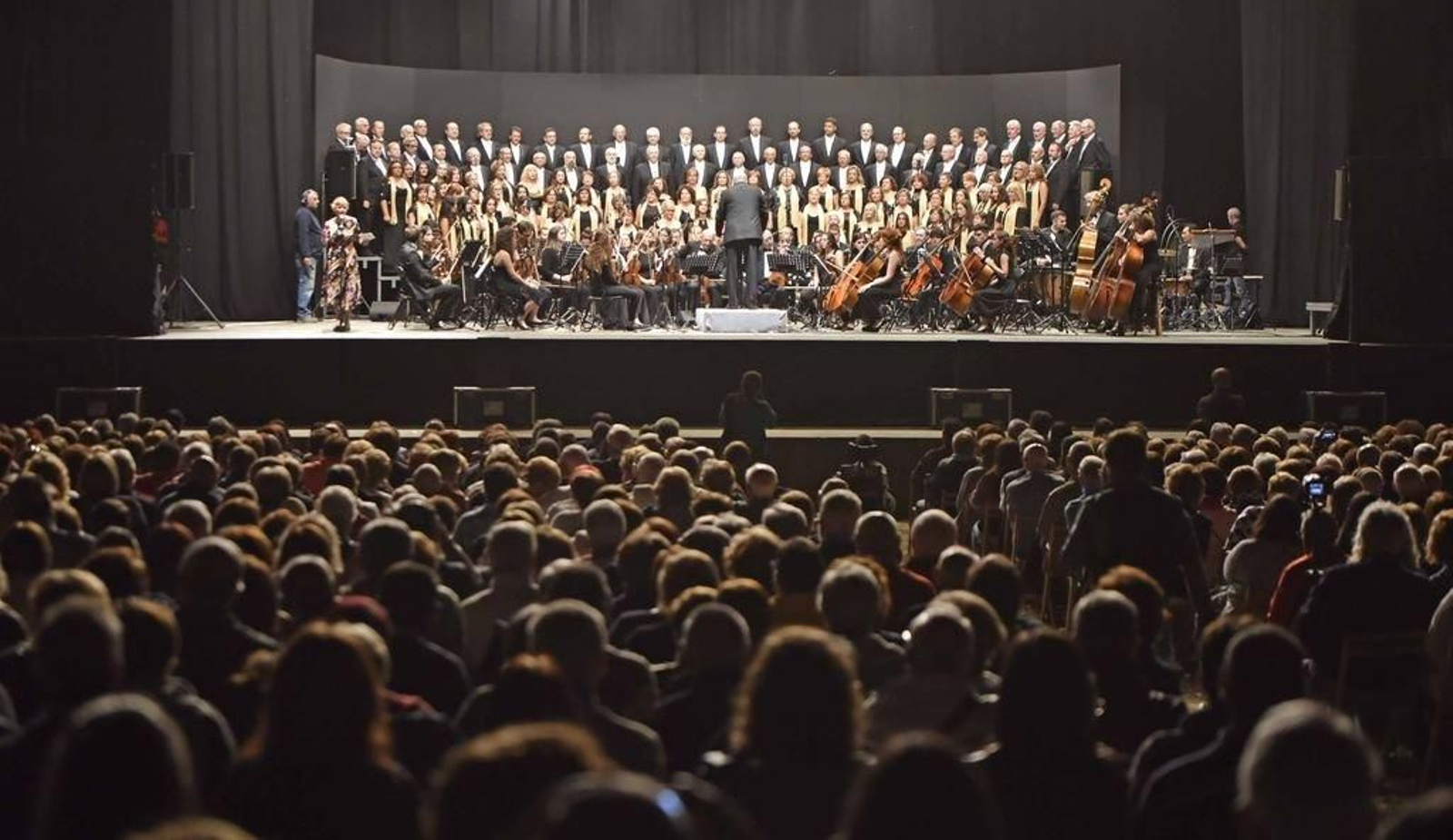 La Coral Casablanca, en el Auditorio de Castrelos.
