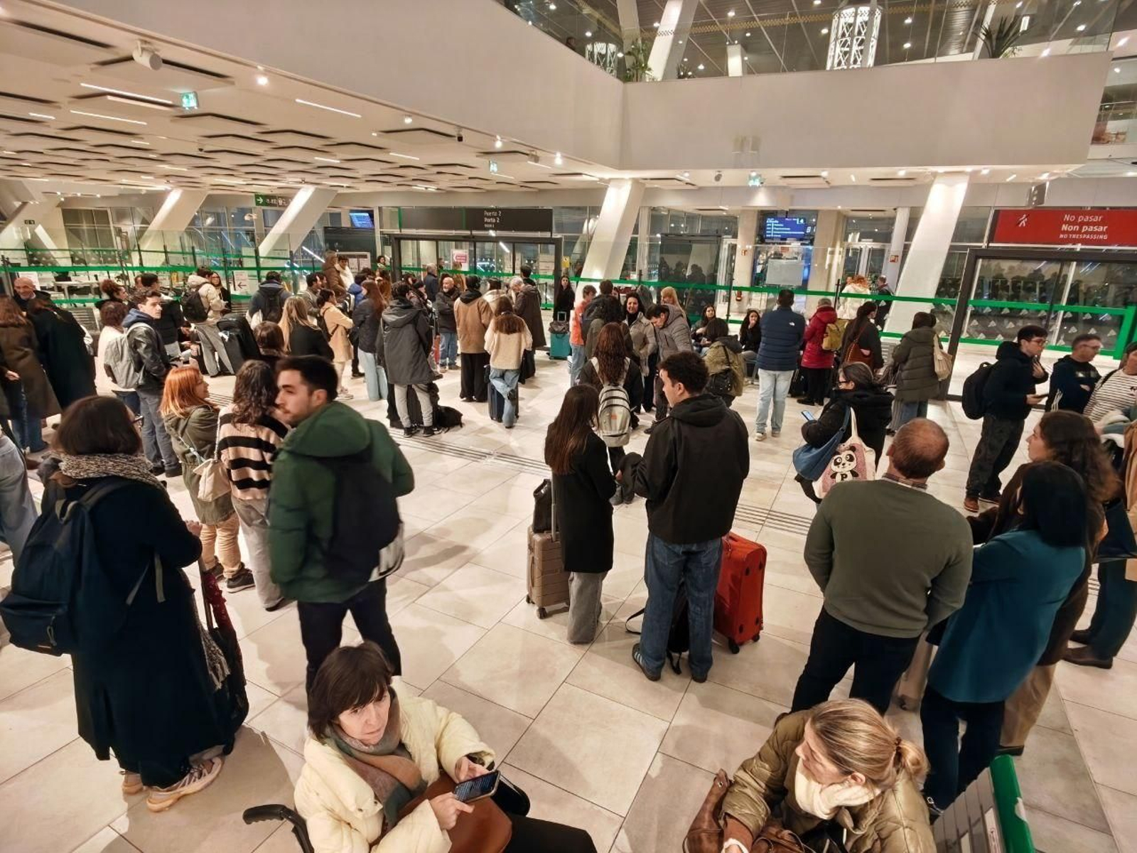 Galería | Los trenes de Vigo recuperan la normalidad