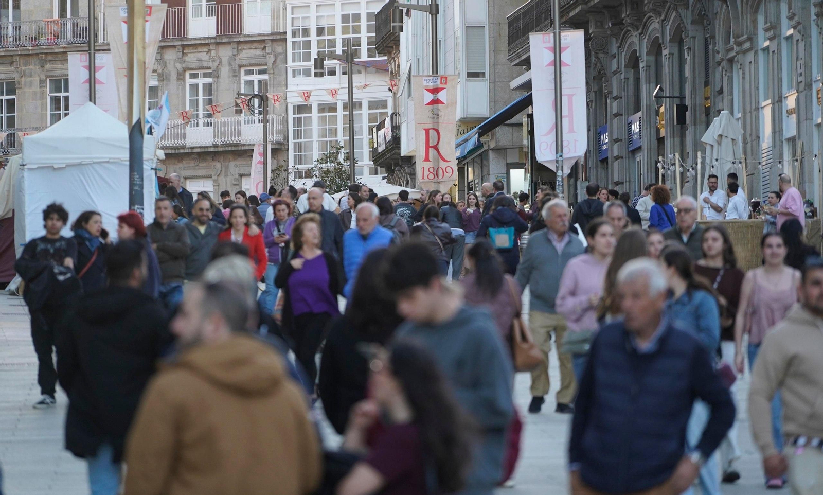 Galería | Ambiente festivo en el Casco Vello para celebrar la Reconquista