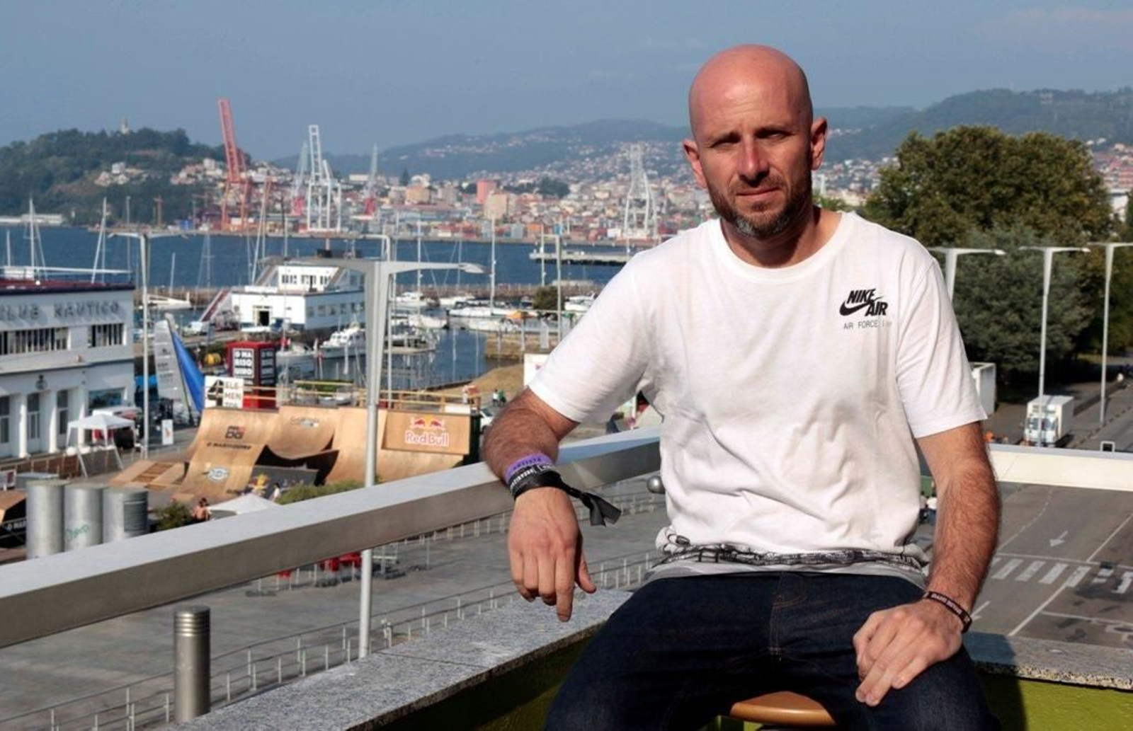 Carlos Domínguez ya trabaja en los nuevos patrocinadores.