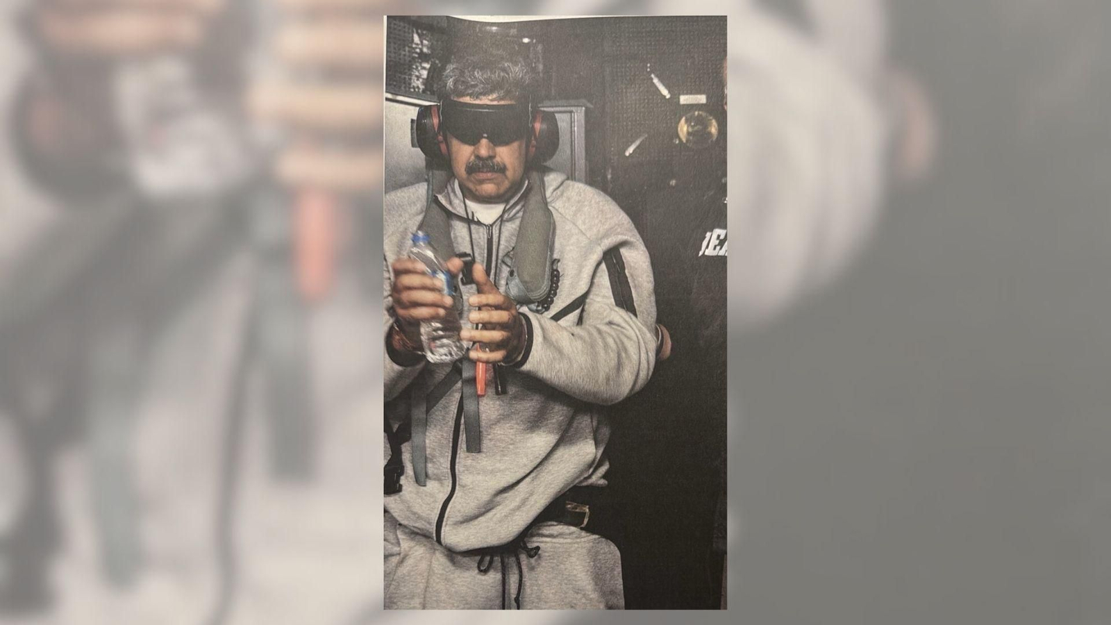 Primera foto de Nicolás Maduro detenido.