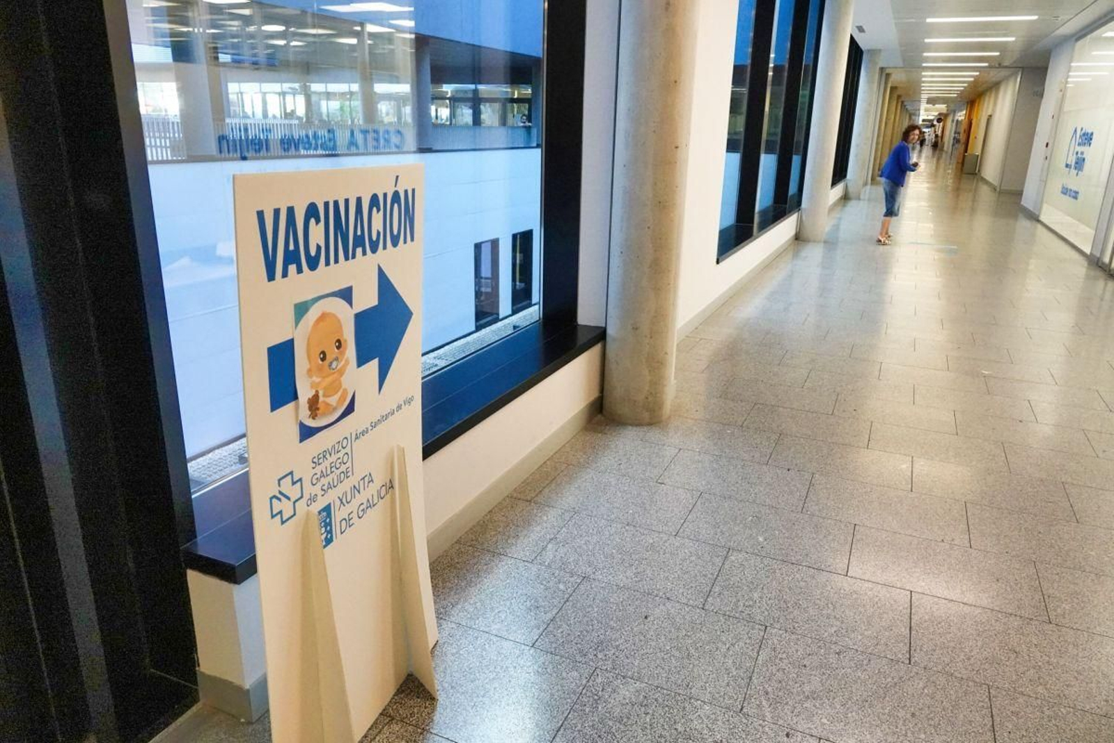 La vacuna del virus sincitial a los bebés se puso en el Cunqueiro.