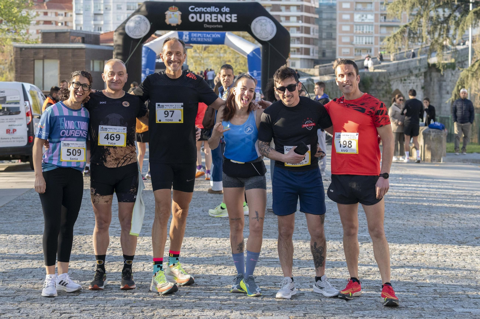 Galería | Ourense disfruta de una edición más de su carrera nocturna