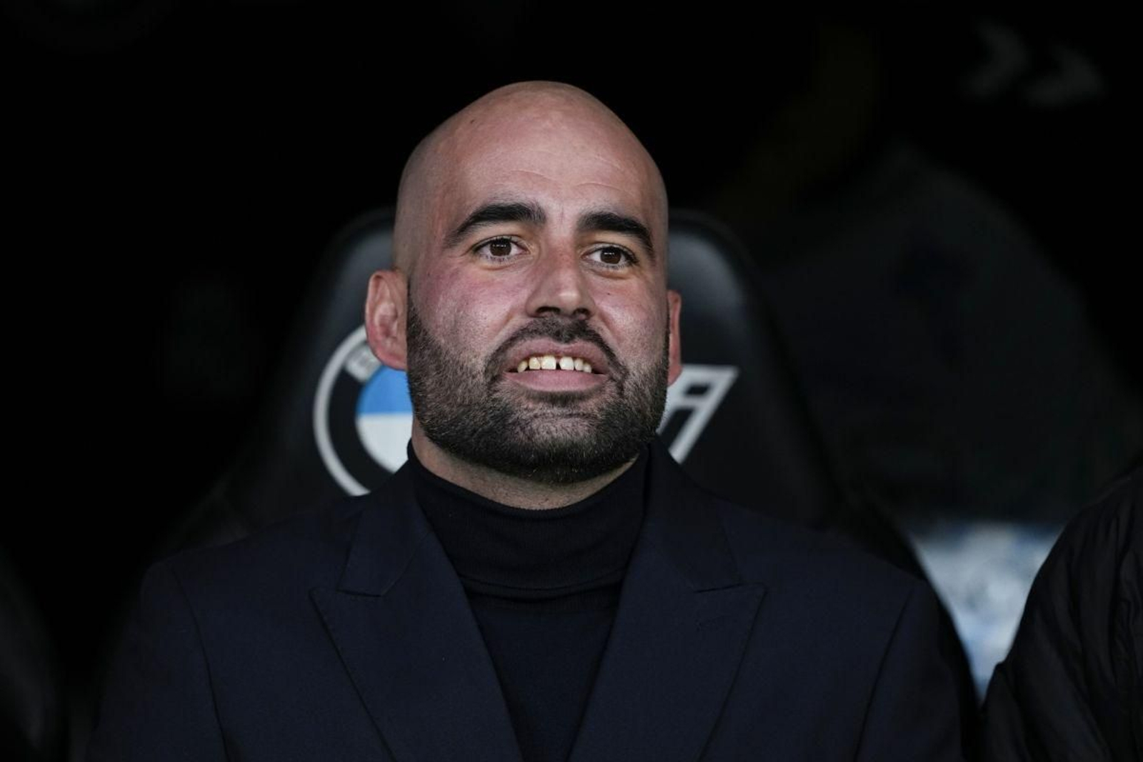 El técnico celeste, Claudio Giráldez, en el Bernabéu, última salida.