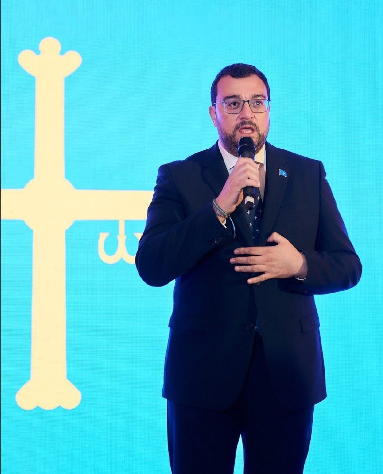Adrián Barbón durante su intervención