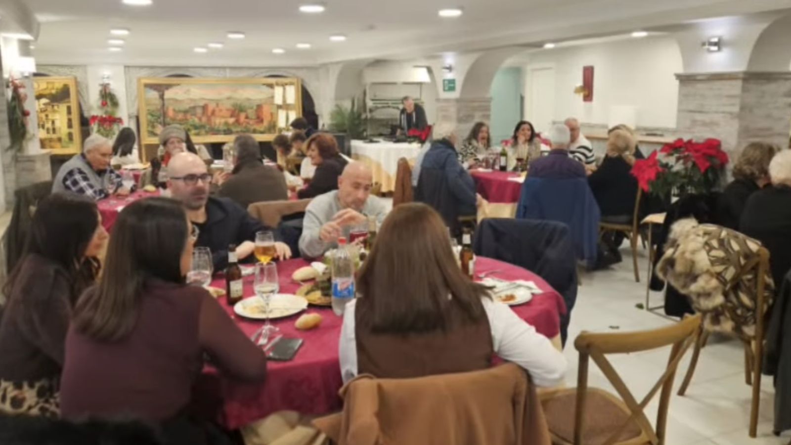 Participantes en el almuerzo del Día del Socio