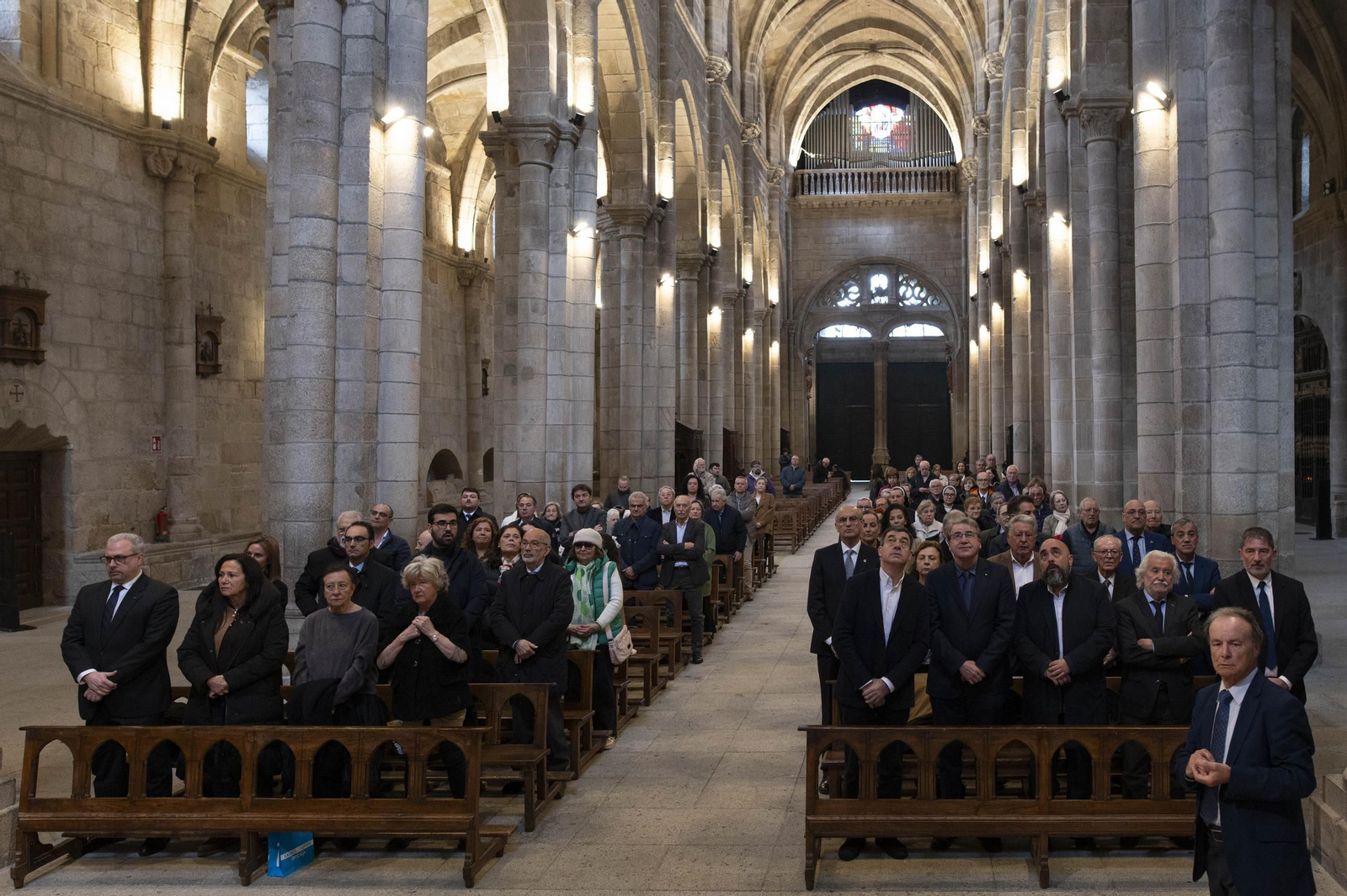 Galería | Misa del 50 aniversario del fallecimiento de Otero Pedrayo, en imágenes