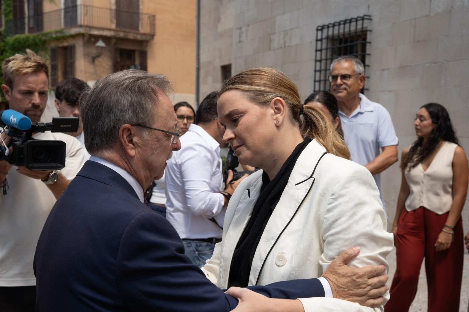 La presidenta del Gobierno de las Islas Baleares, Marga Prohens y el presidente de Ceuta, Juan Jesús Vivas