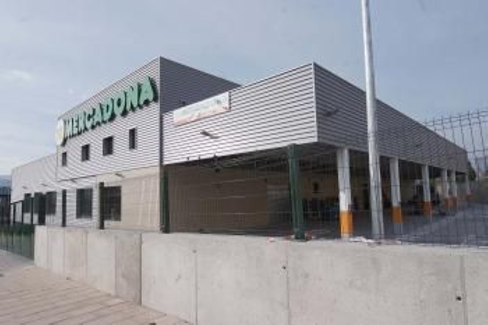 El supermercado de la avenida de Madrid es el número 45 de Mercadona en Galicia.