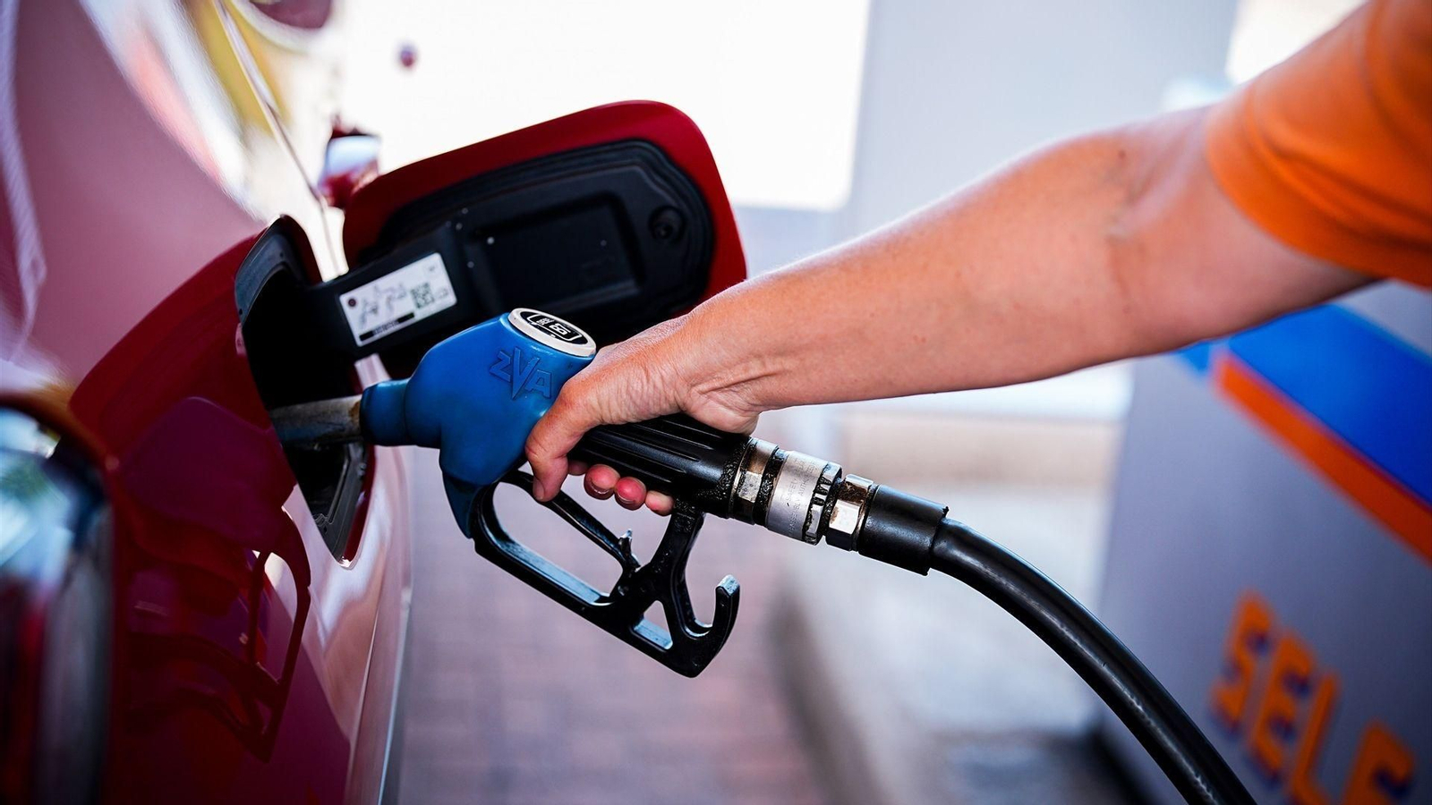 Reportaje en una gasolinera.