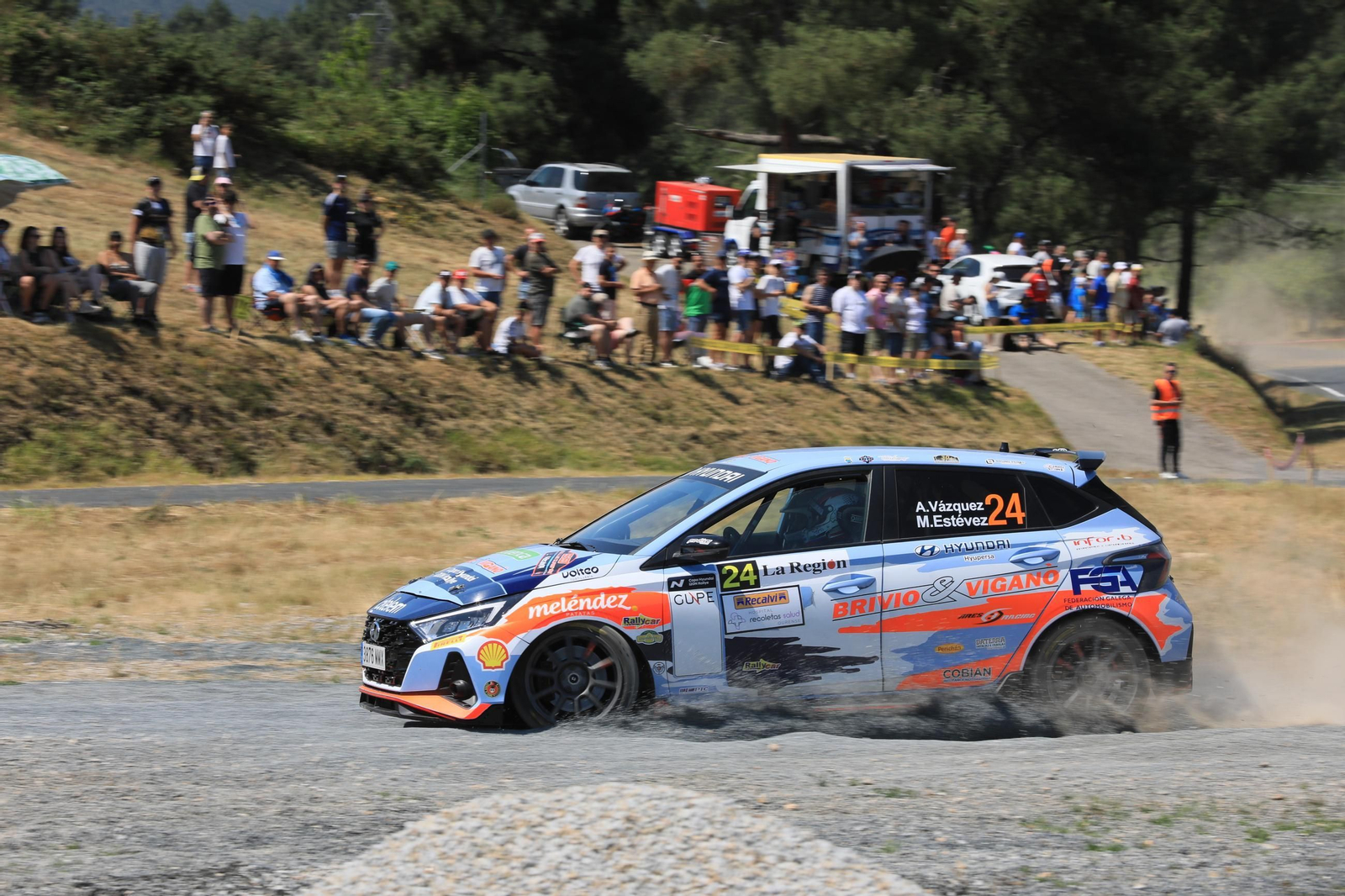 Galería | El público disfruta del Rally de Ourense en el tramo Cartelle-Toén, en fotos