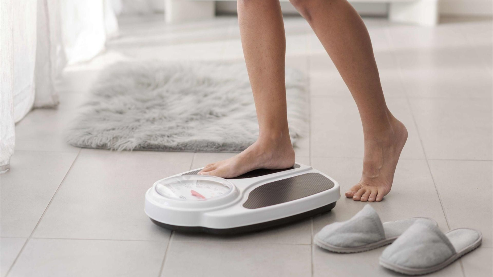 El Plan Obesidade Zero busca reducir en un 15 % la tasa de obesidad en Galicia mediante la promoción de hábitos de vida saludables.