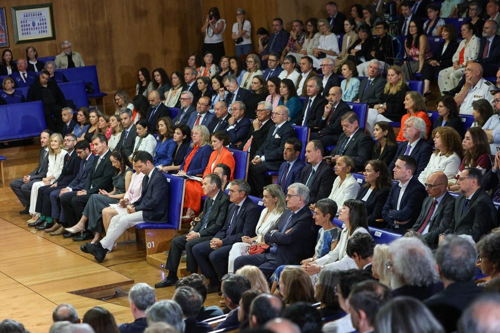 Galería | Histórica toma de posesión de la primera rectora de la UVigo