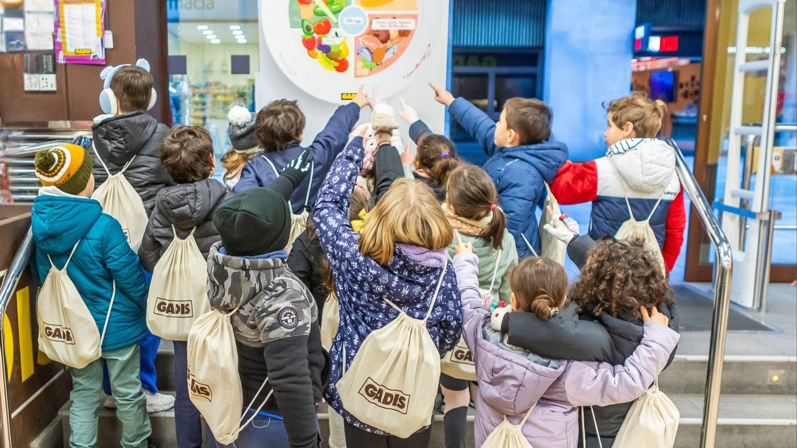 Nenos no programa educativo Alimentes de Gadis