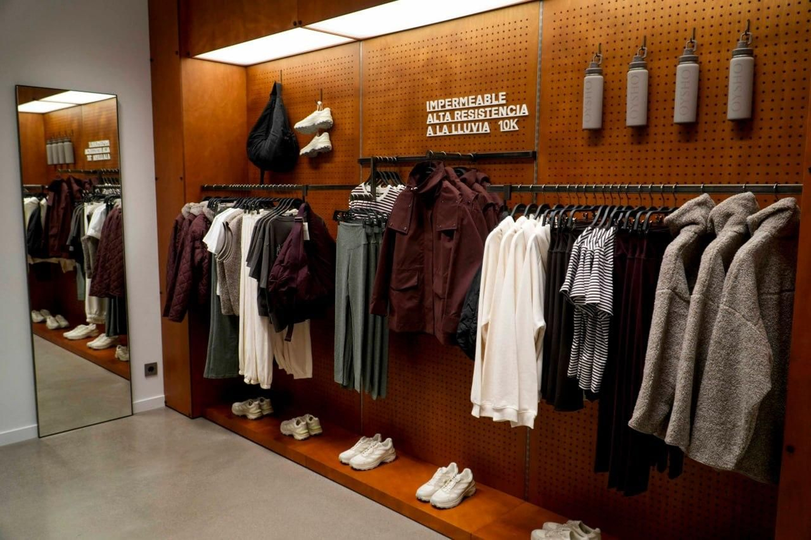 Galería | La nueva tienda de Oysho en Vigo ocupa un edificio emblemático en Príncipe