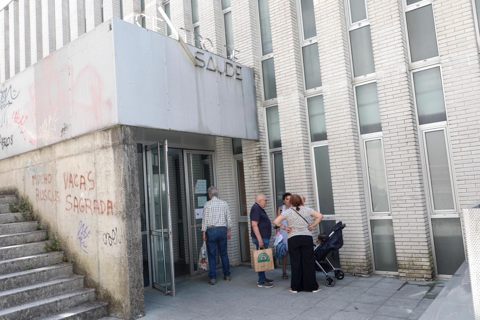 Los centros de salud de la ciudad superan la espera media del área sanitaria para una cita con el médico.