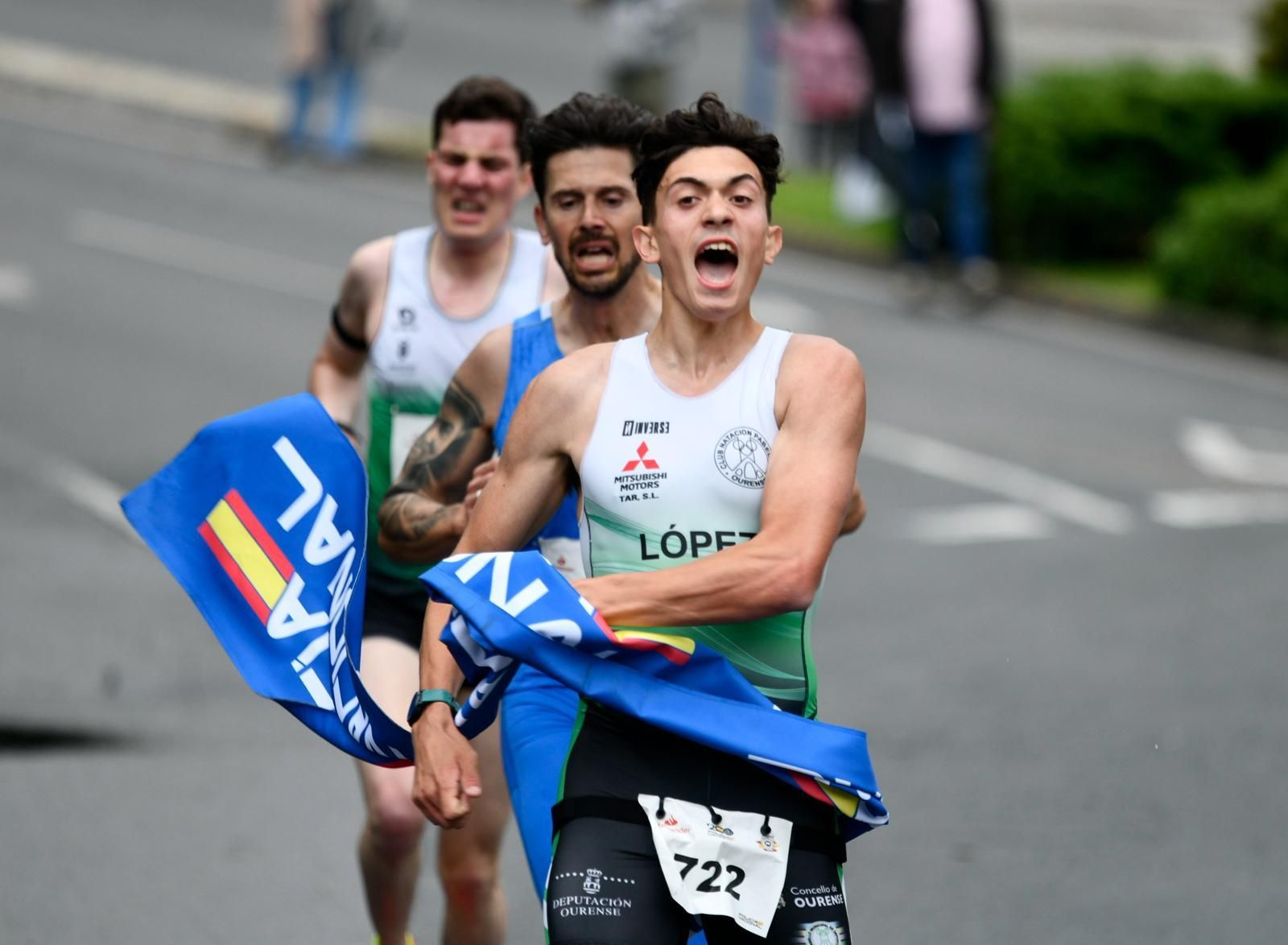 Galería |  Ourense se llena de solidaridad y corredores para la III Carrera Ruta 091