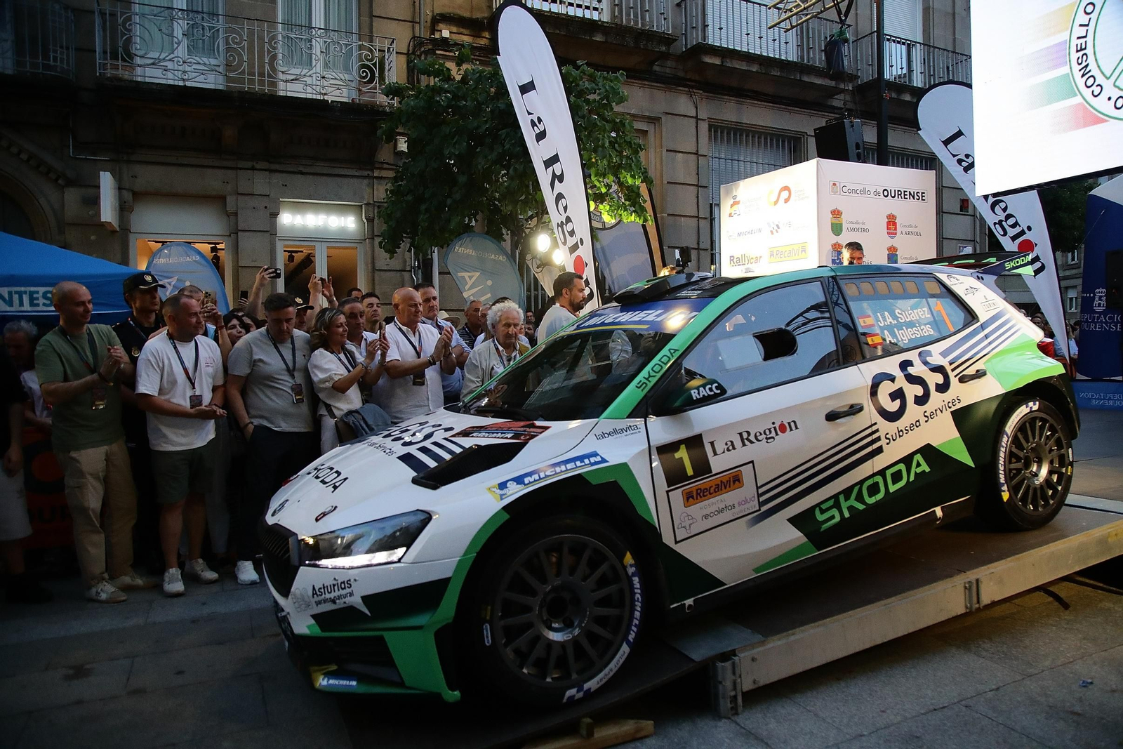 Galería | Arrancan los motores con la ceremonia de inauguración del Rally de Ourense, en fotos