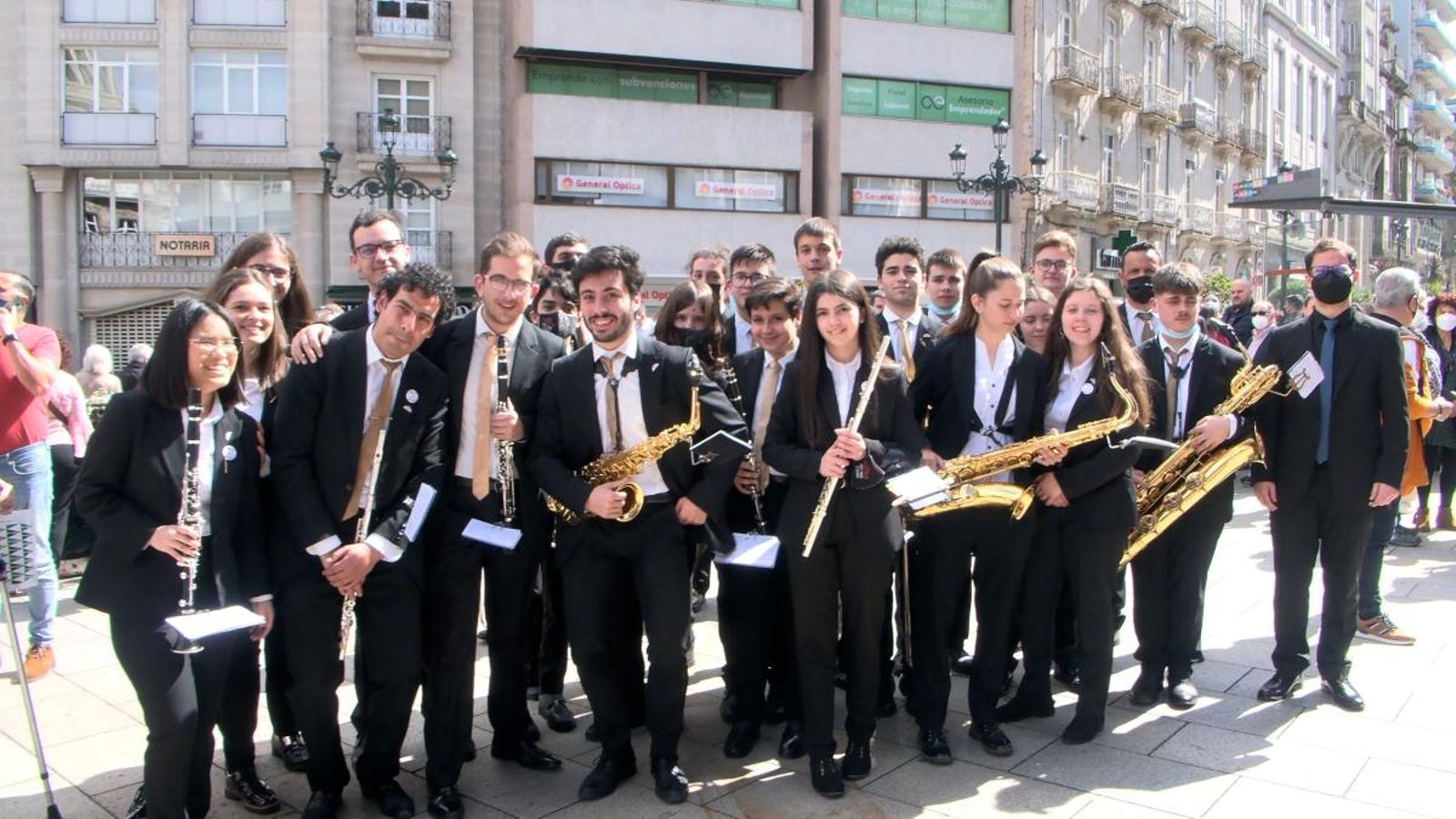 ENRIQUE, DEL ATENEO MUSICAL DE BEMBRIVE